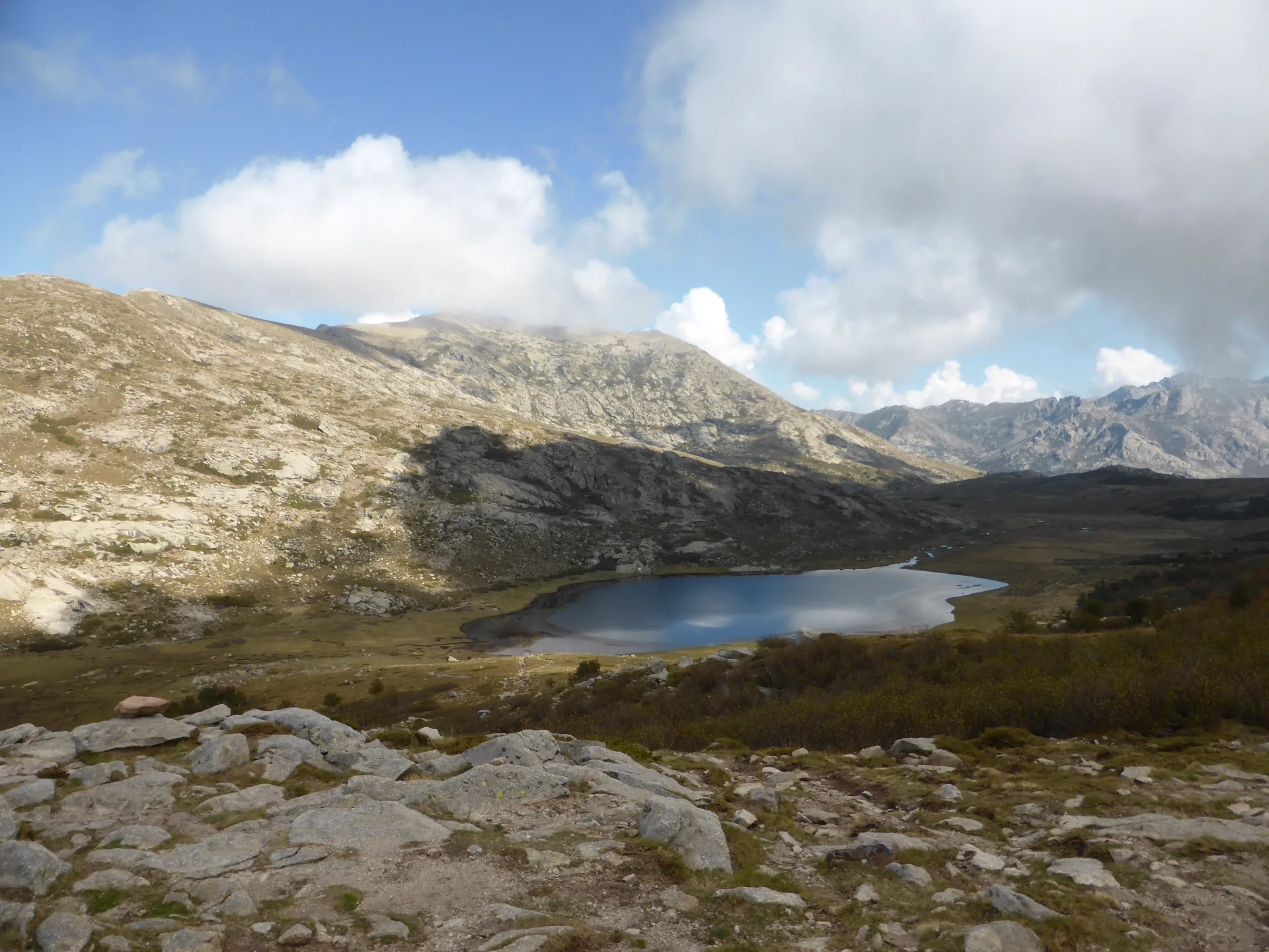 Lac de Nino à Corte — À 550 m du lac