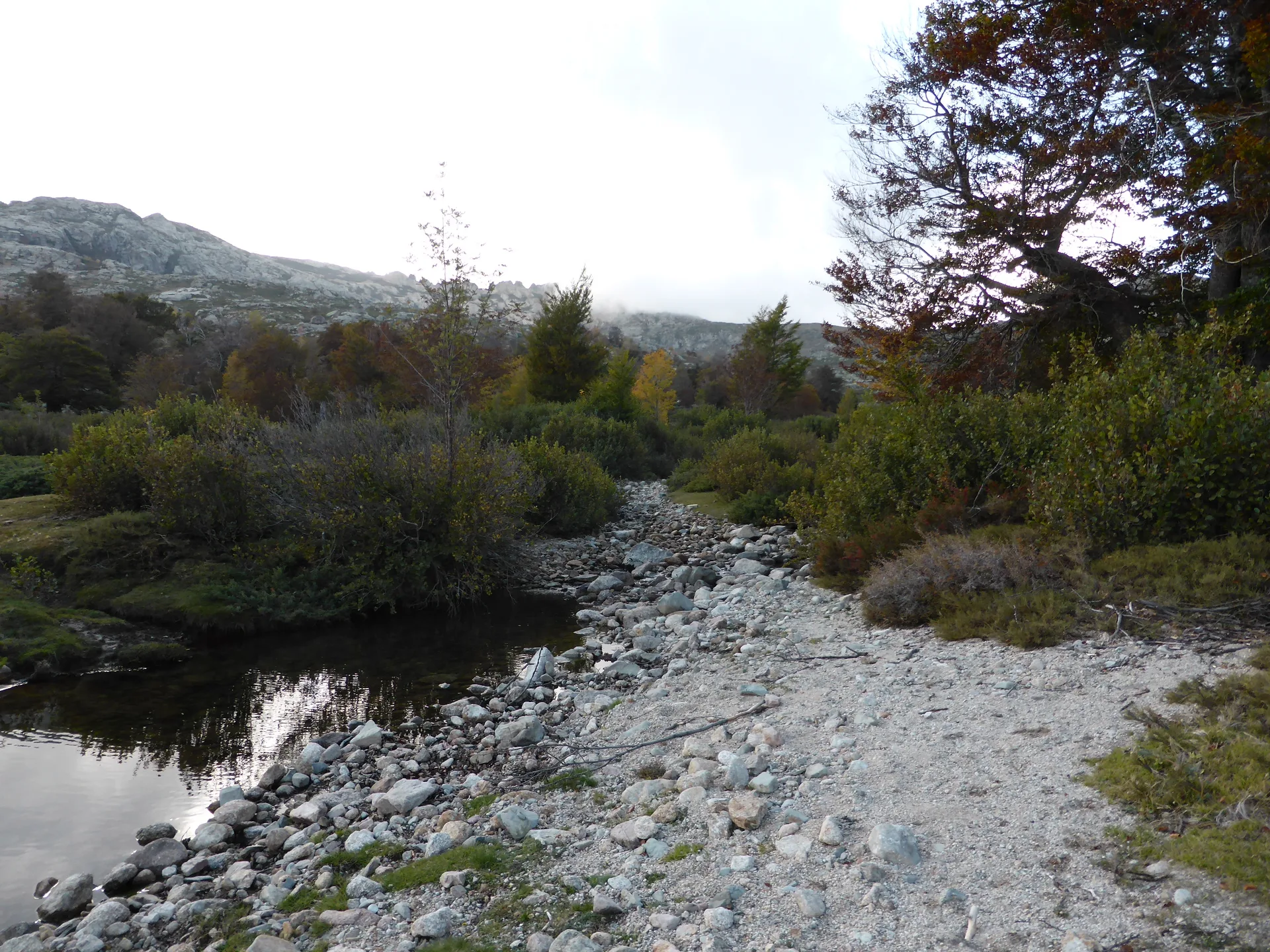 Lac de Nino à Corte — À 2,5 km du lac