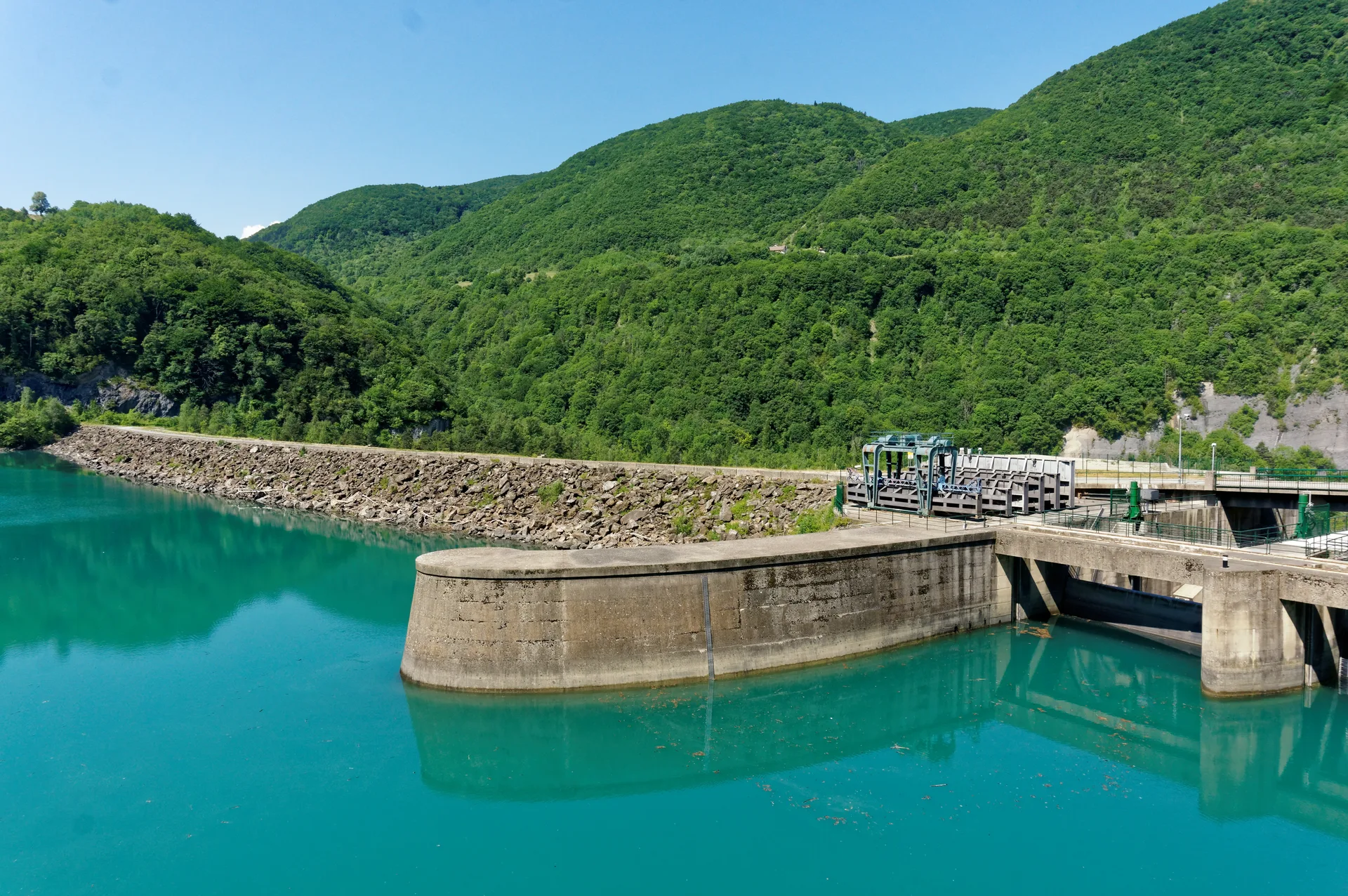 Lac de Notre dame de Commiers à Notre-Dame-de-Commiers — Sur le lac