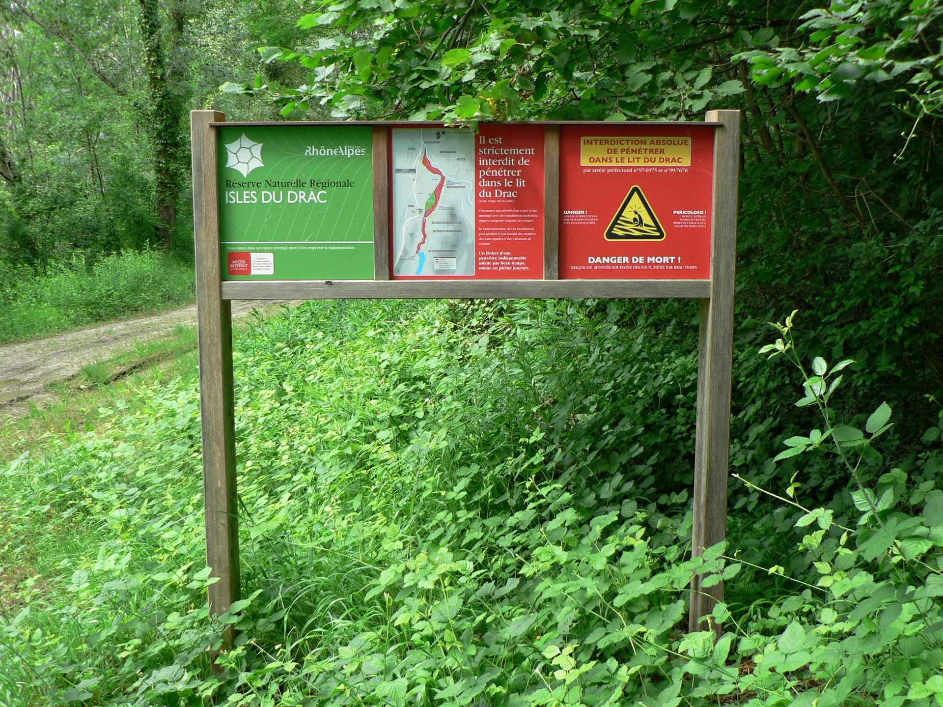 Lac de Notre dame de Commiers à Notre-Dame-de-Commiers — À 2,9 km du lac