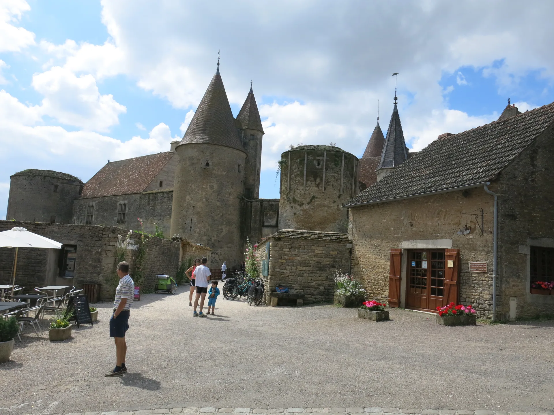 Lac de Panthier à Vandenesse-en-Auxois — À 2,3 km du lac