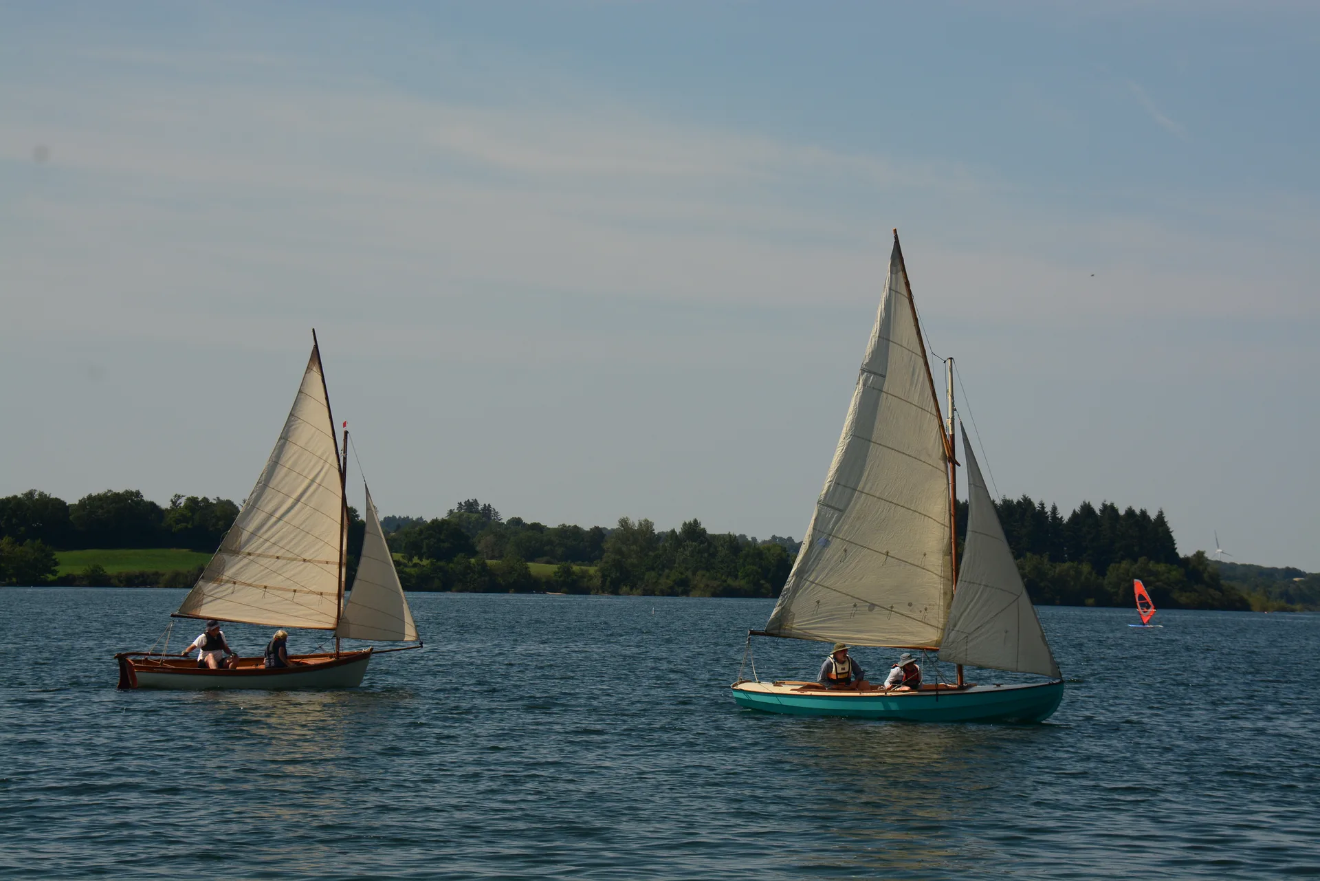 Lac de Pareloup 02 à Salles-Curan — À 1,9 km du lac