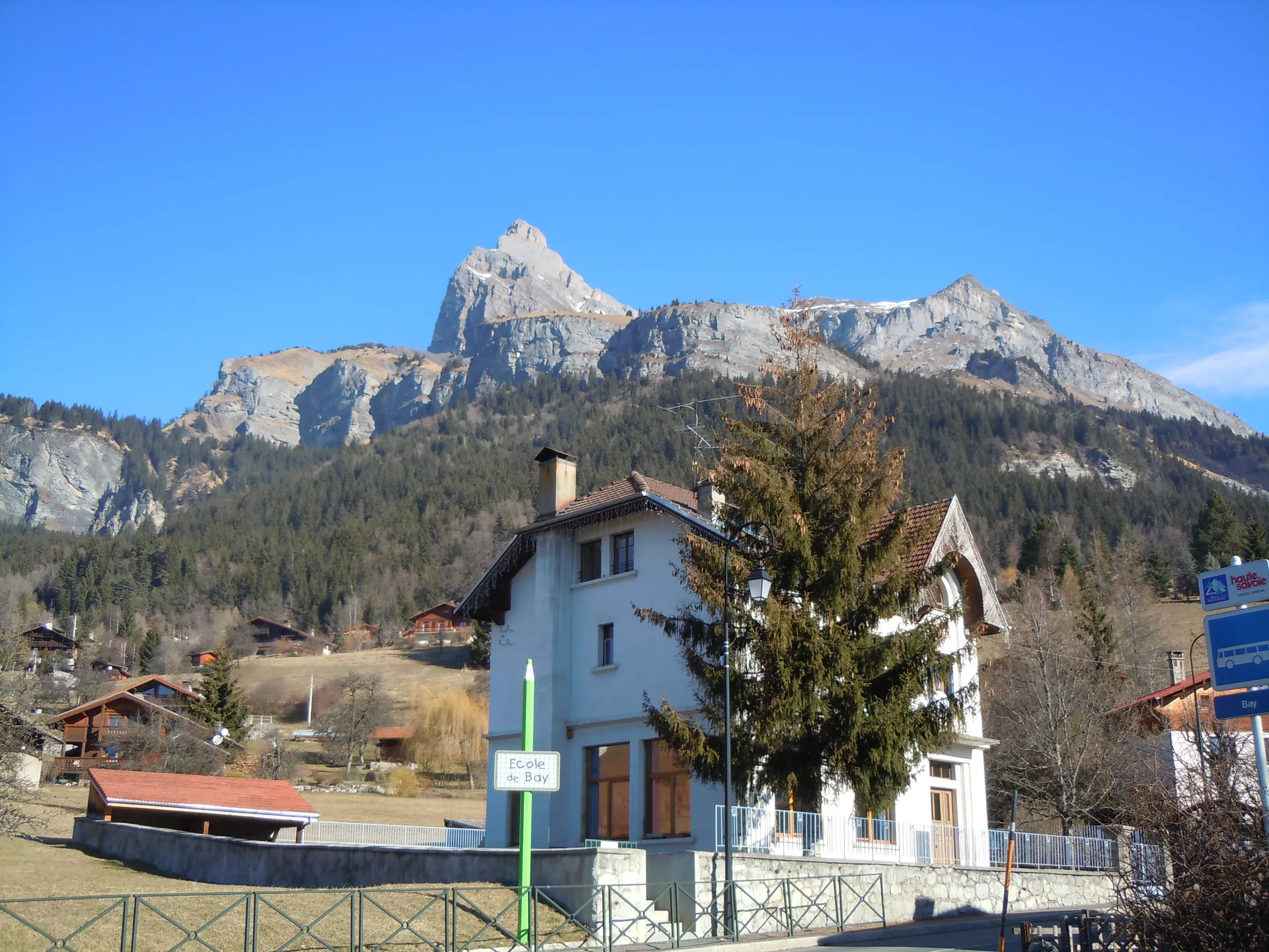 Lac de Passy à Passy — À 2,3 km du lac