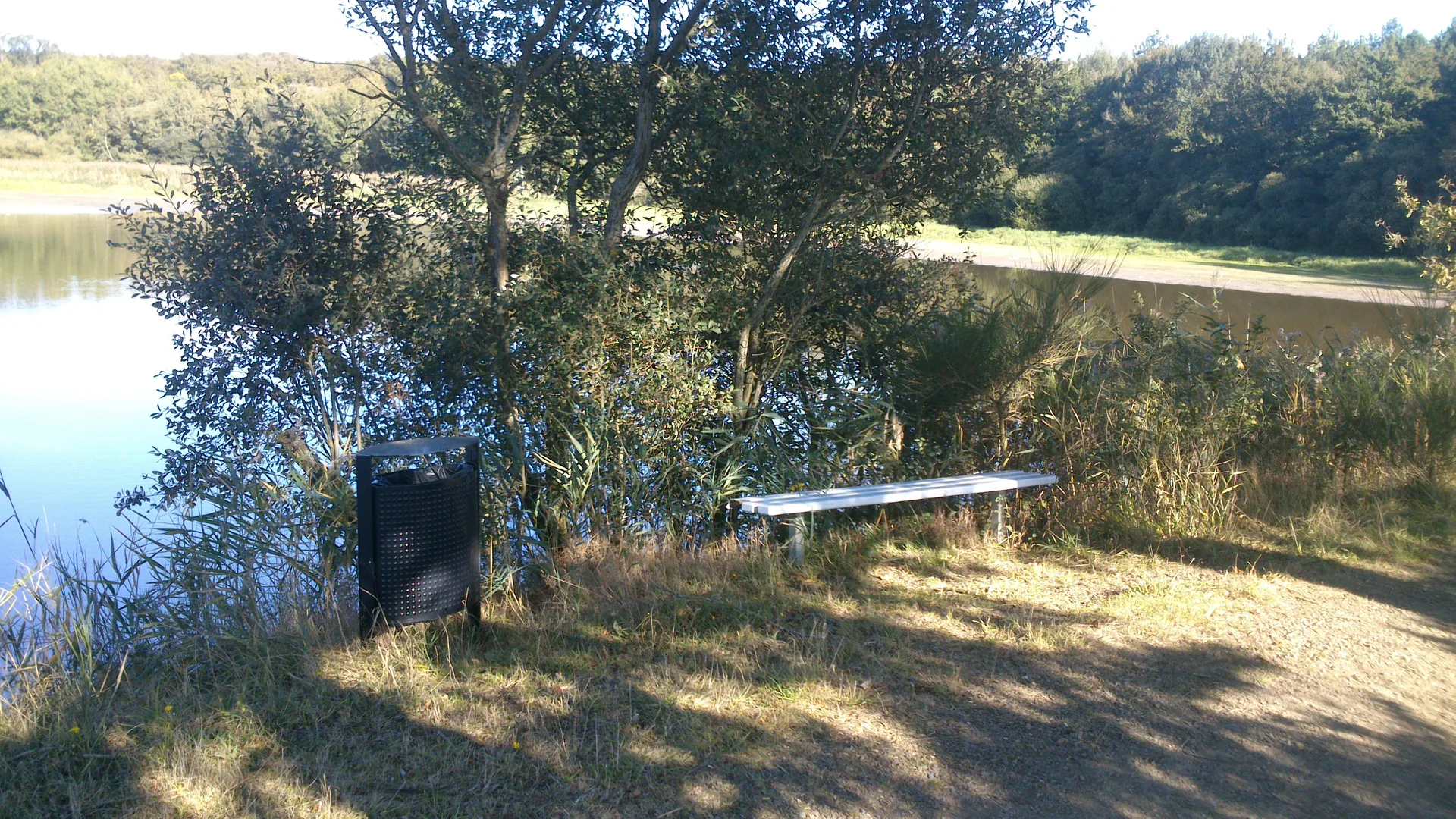 Lac de Peronne à Chanteloup-les-Bois — À 859 m du lac