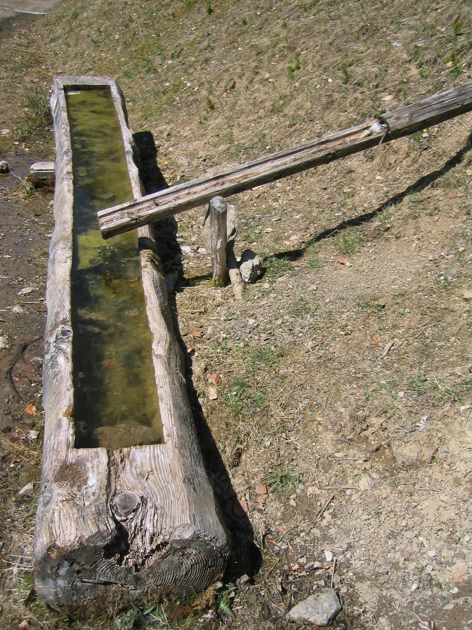 Lac de Petetoz  à Bellevaux — À 883 m du lac