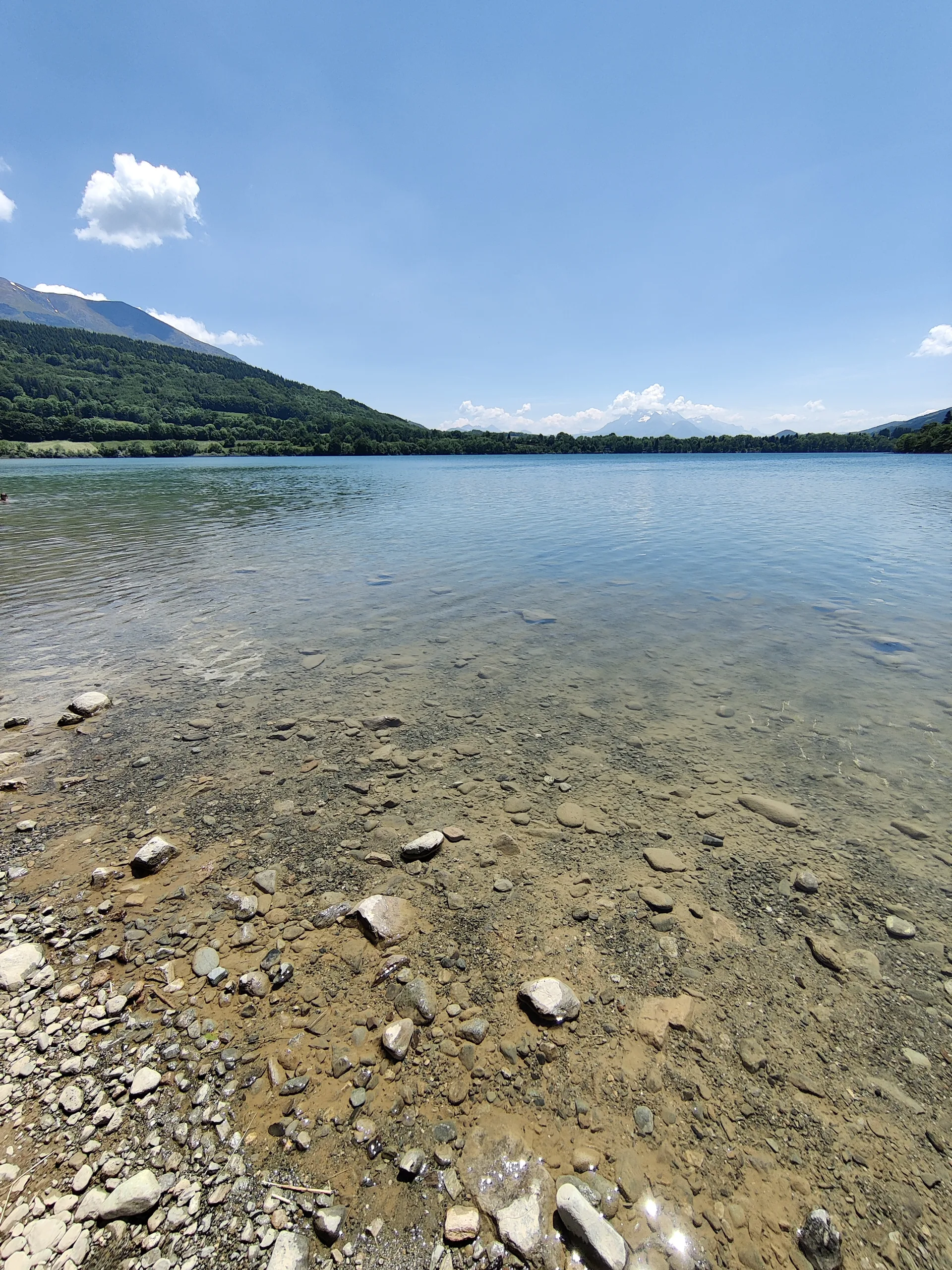 Lac de Pierre Chatel à Pierre-Châtel — À 2,8 km du lac