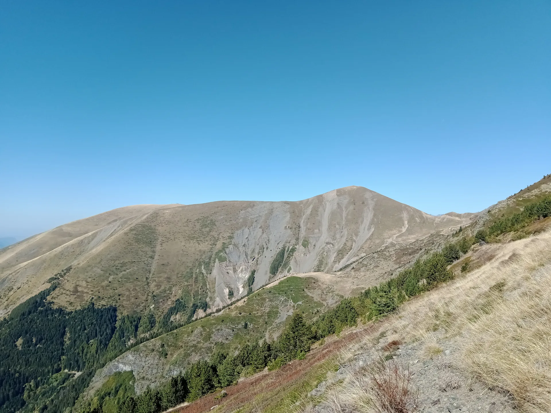Lac de Pierre Chatel à Pierre-Châtel — À 4,7 km du lac