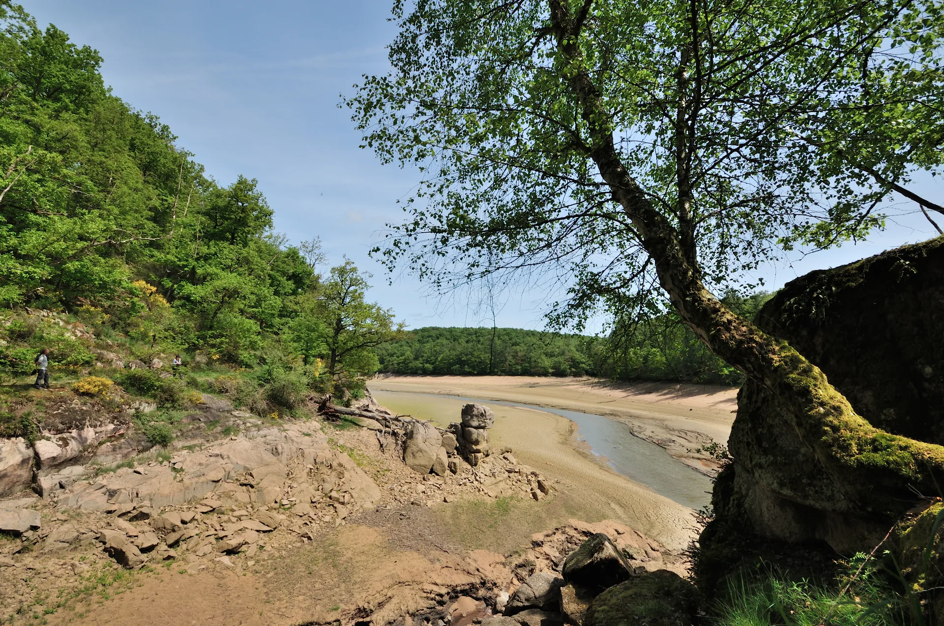 Lac de Pont à Pont-et-Massène — À 1,5 km du lac