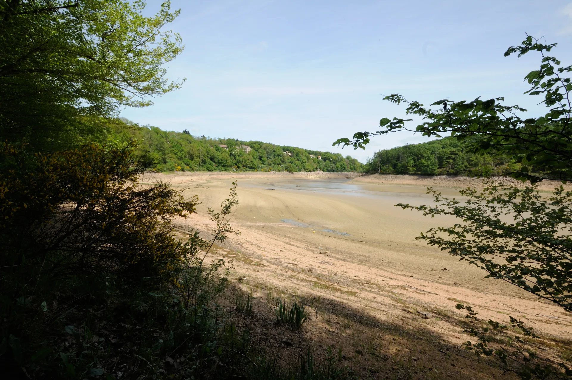 Lac de Pont à Pont-et-Massène — À 980 m du lac