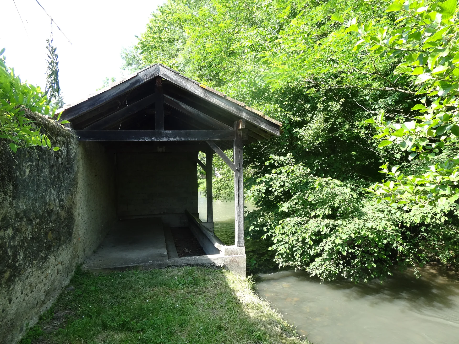 Lac de Prechac Adour à Préchac-sur-Adour — À 253 m du lac