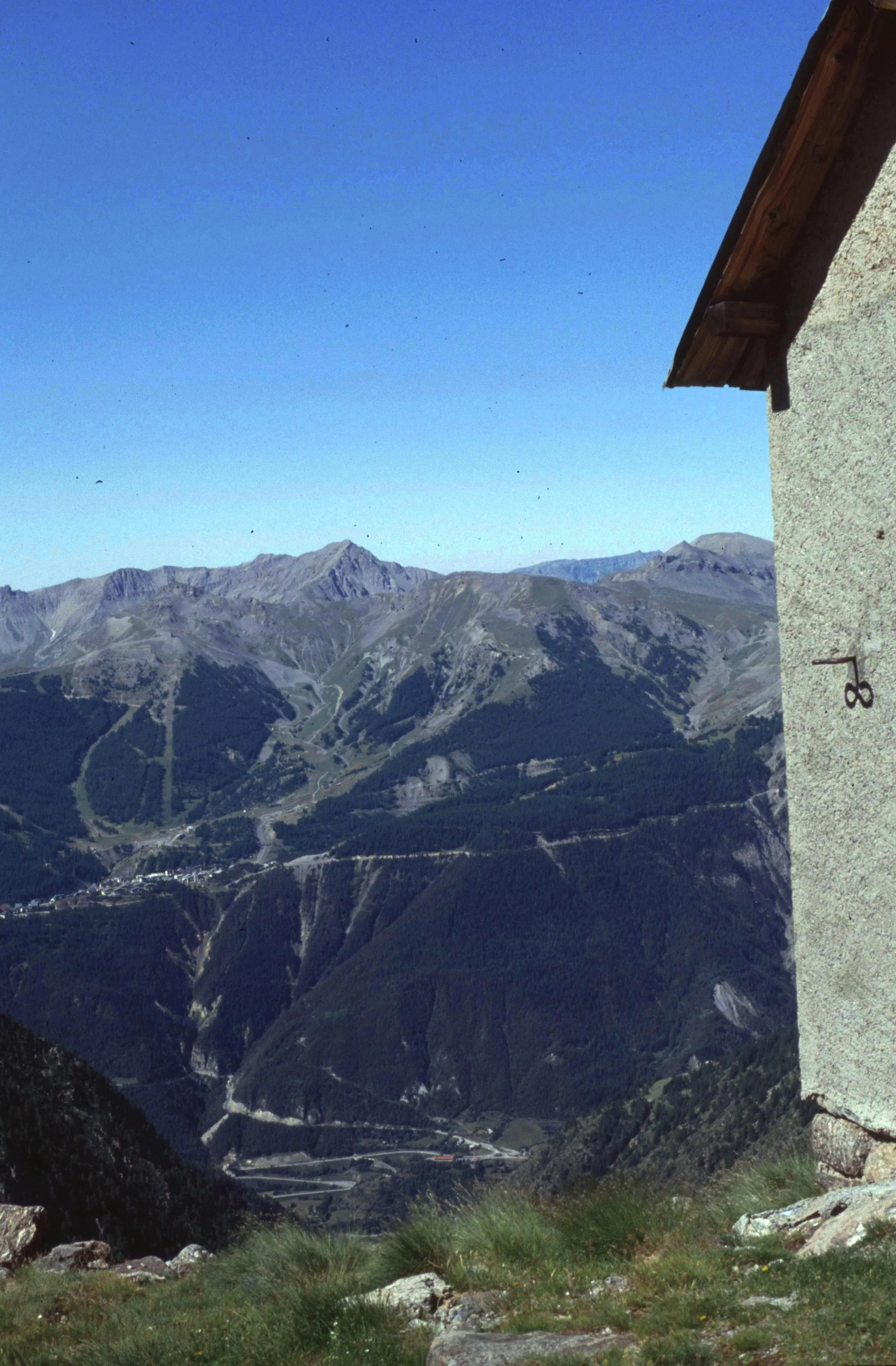 Lac de Rabuons à Saint-Étienne-de-Tinée — À 423 m du lac