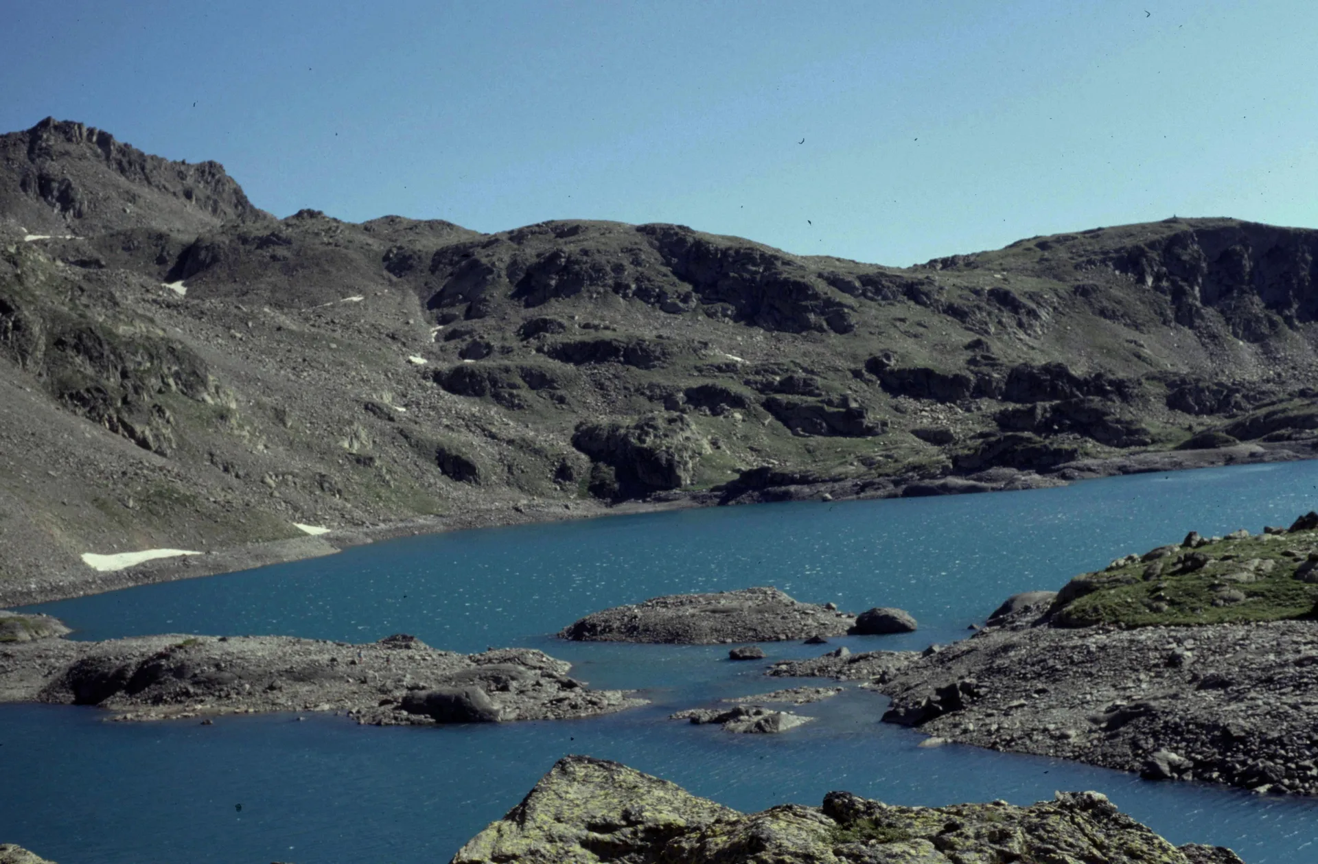 Lac de Rabuons à Saint-Étienne-de-Tinée — À 227 m du lac