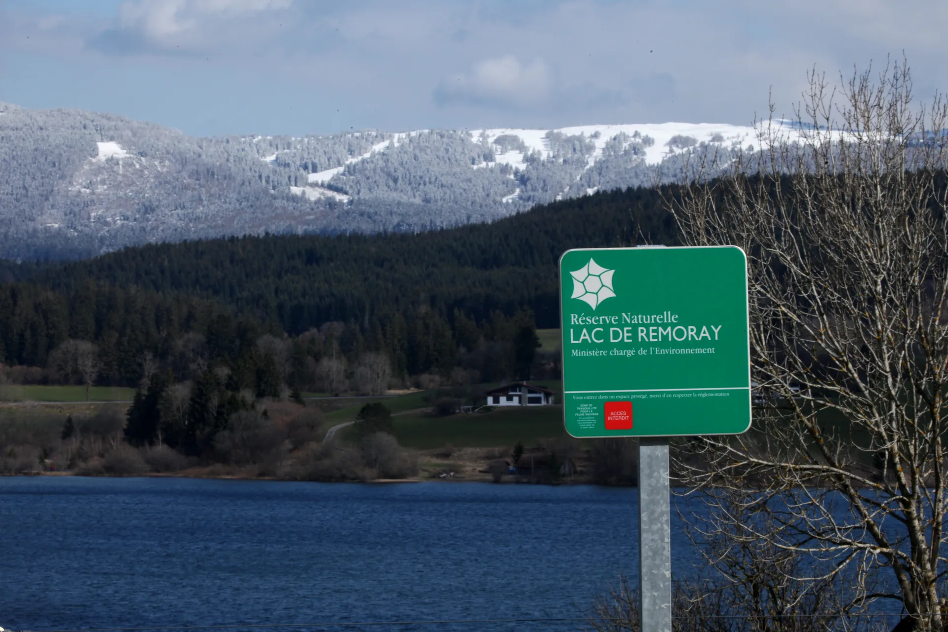Lac de Remoray à Labergement-Sainte-Marie — À 1,0 km du lac