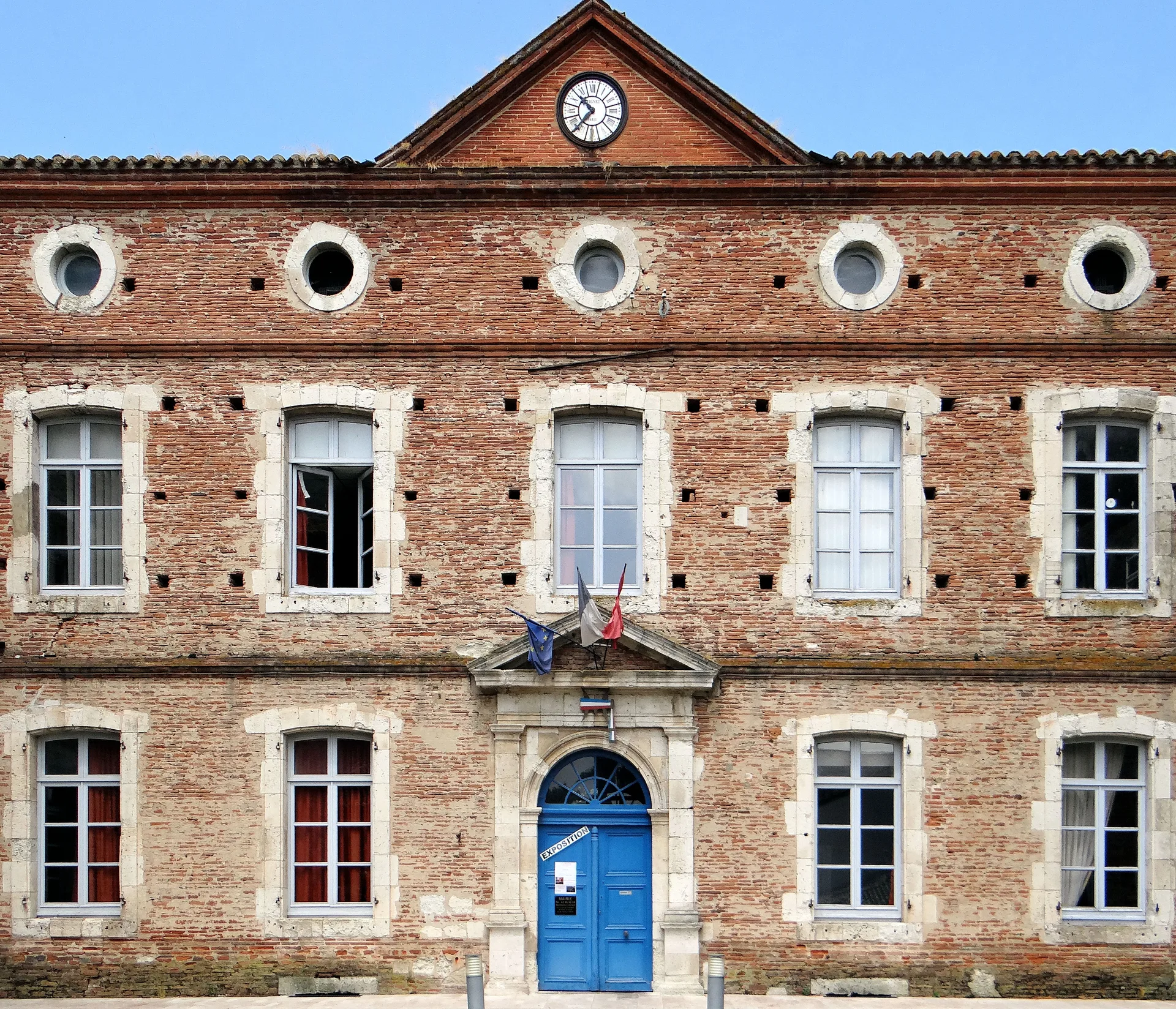 Lac de retenue de Moissac à Saint-Nicolas-de-la-Grave — À 2,4 km du lac