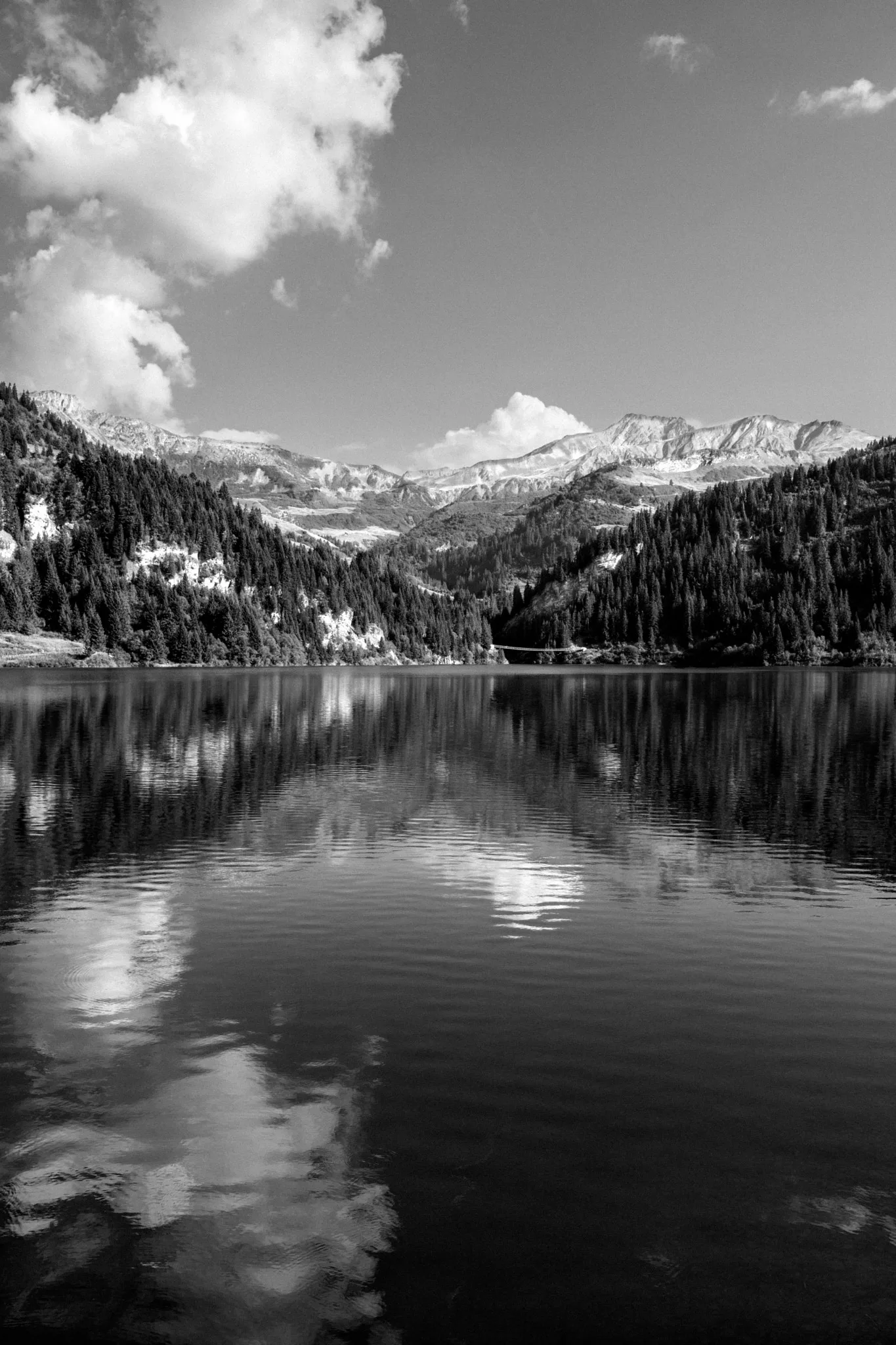 Lac de Roselend à Beaufort — À 661 m du lac