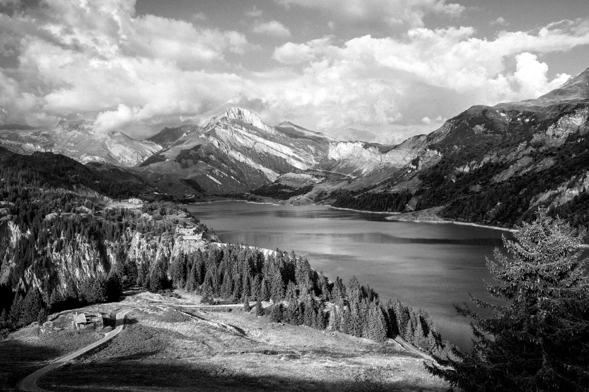 Lac de Roselend à Beaufort — À 661 m du lac