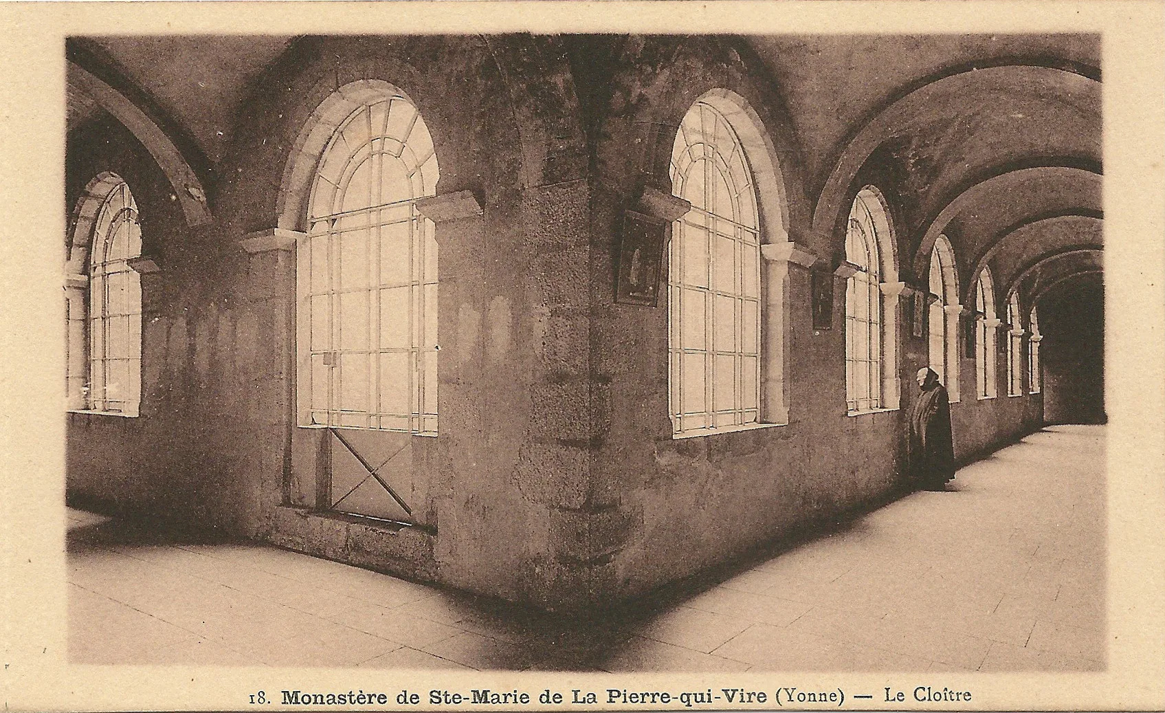 Lac de Saint-Agnan à Saint-Agnan-en-Morvan — À 3,8 km du lac