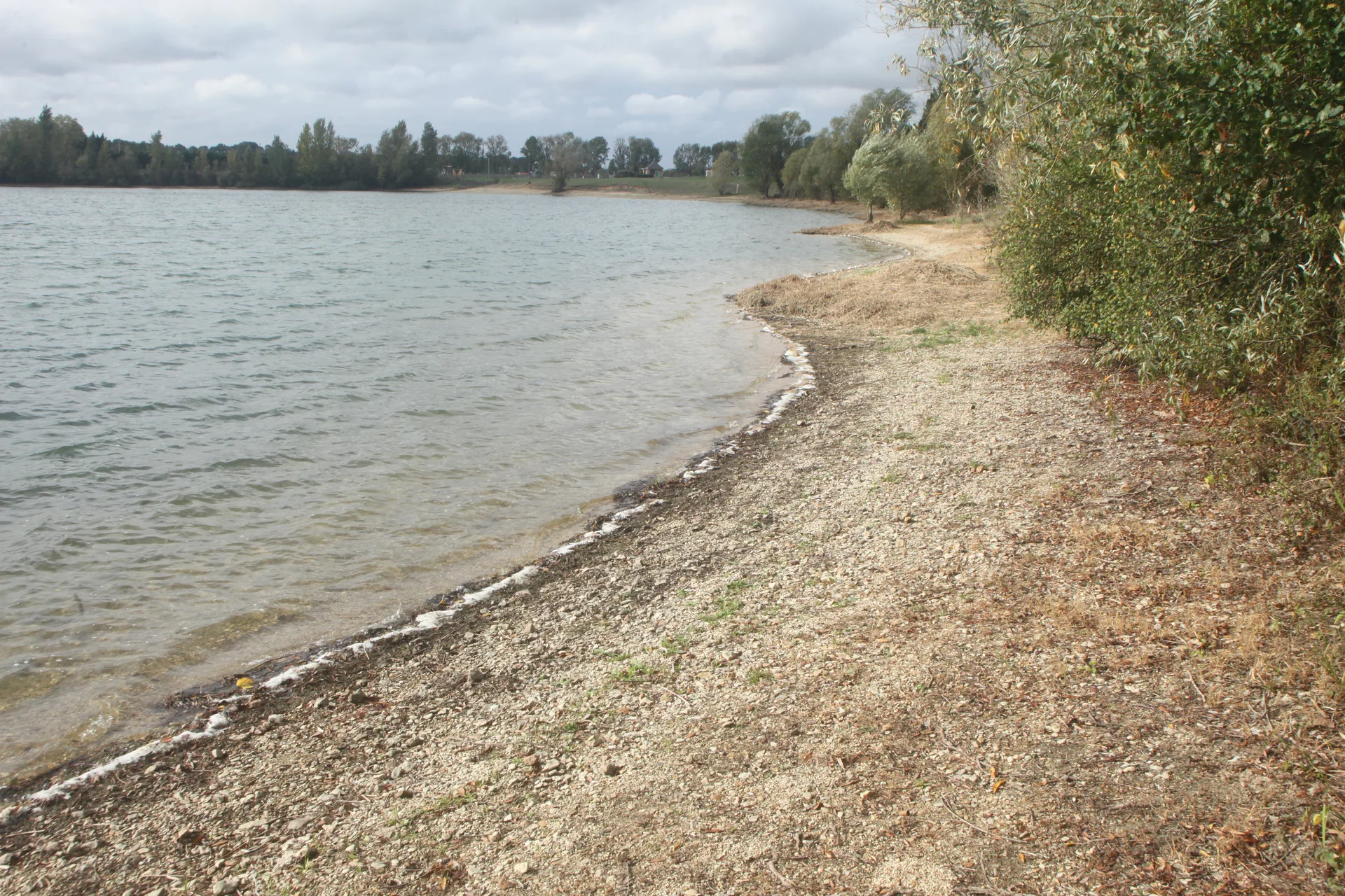 Lac de Saint Cyr à Beaumont Saint-Cyr — À 333 m du lac