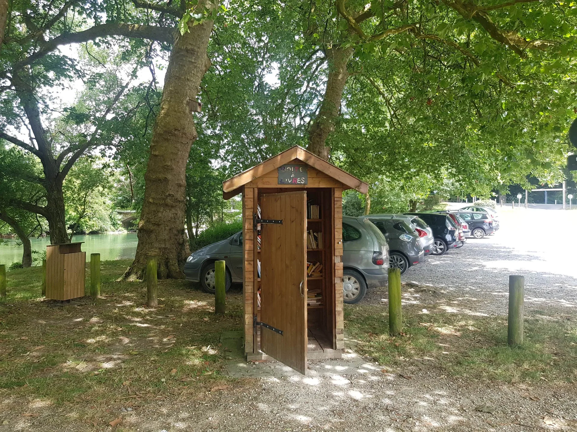 Lac de Saint Cyr à Beaumont Saint-Cyr — À 3,6 km du lac