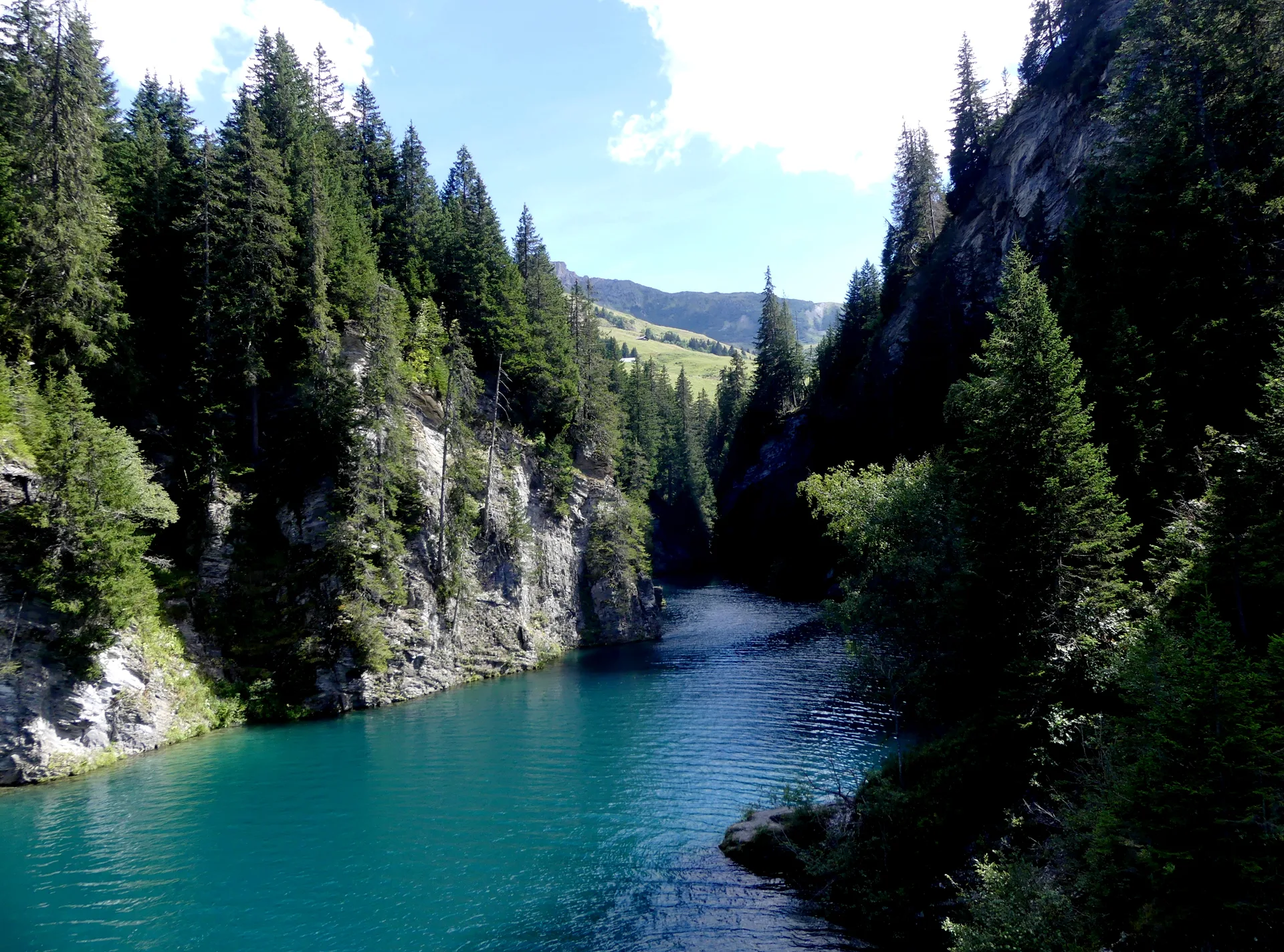Lac de Saint Guerin à Beaufort — À 1,0 km du lac