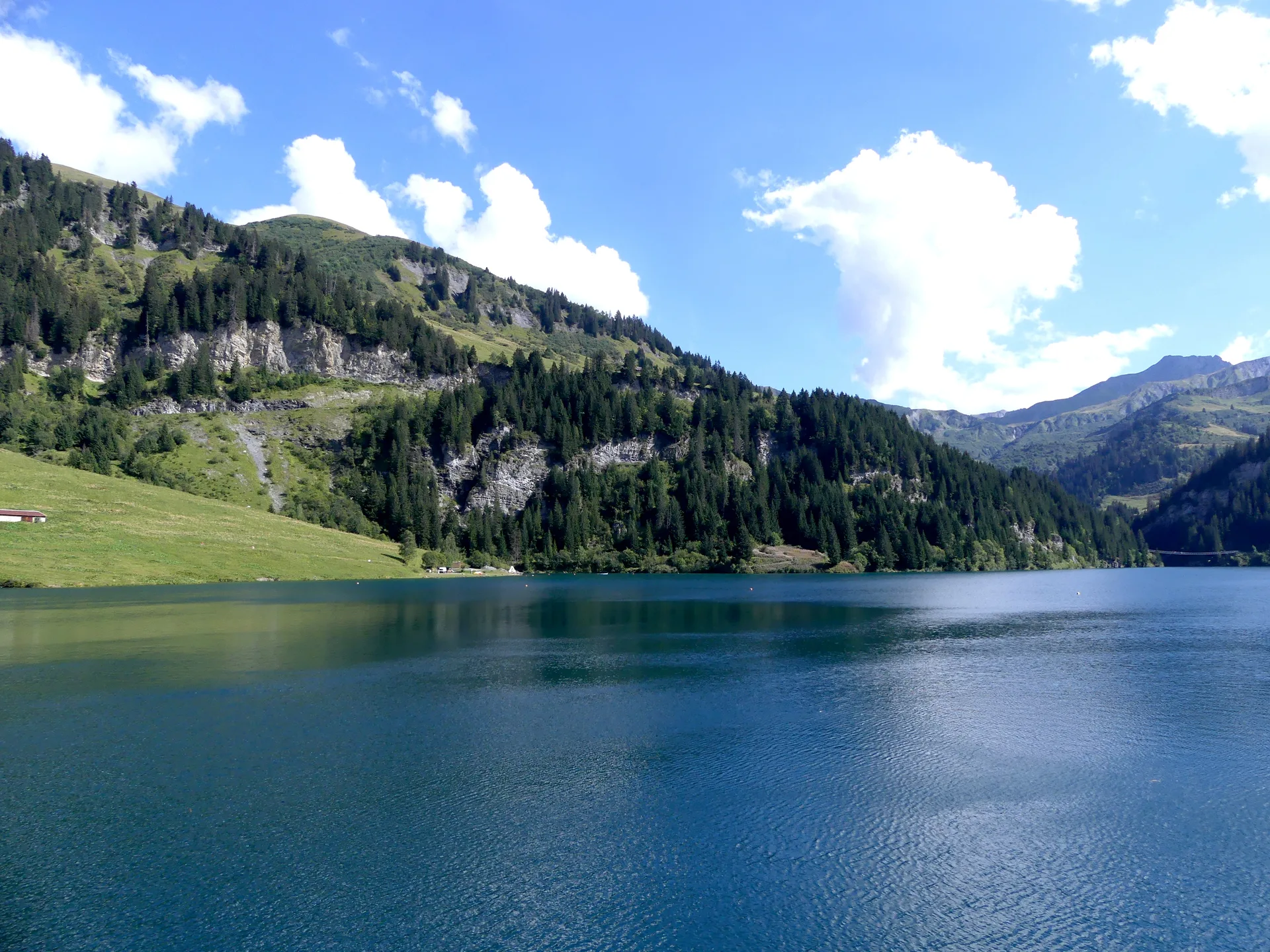 Lac de Saint Guerin à Beaufort — Sur le lac