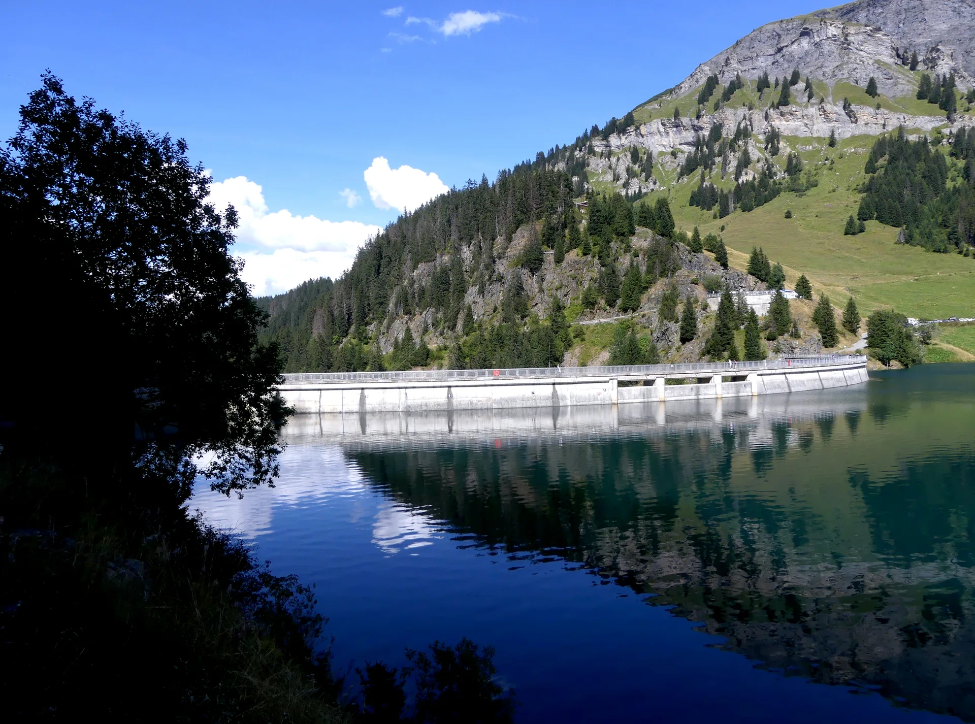 Lac de Saint Guerin à Beaufort — Sur le lac
