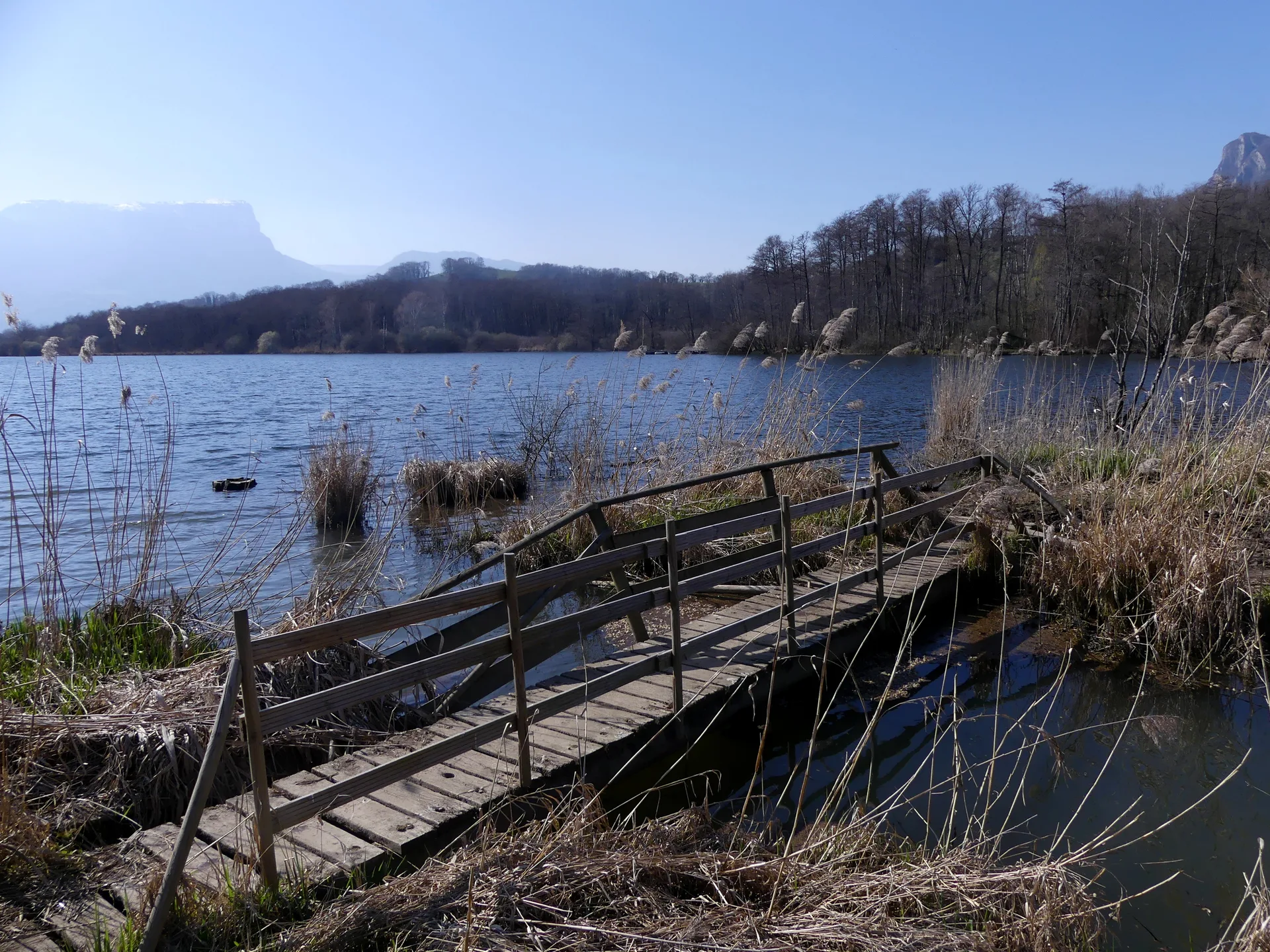 Lac de Saint Helene à Sainte-Hélène-du-Lac — À 436 m du lac