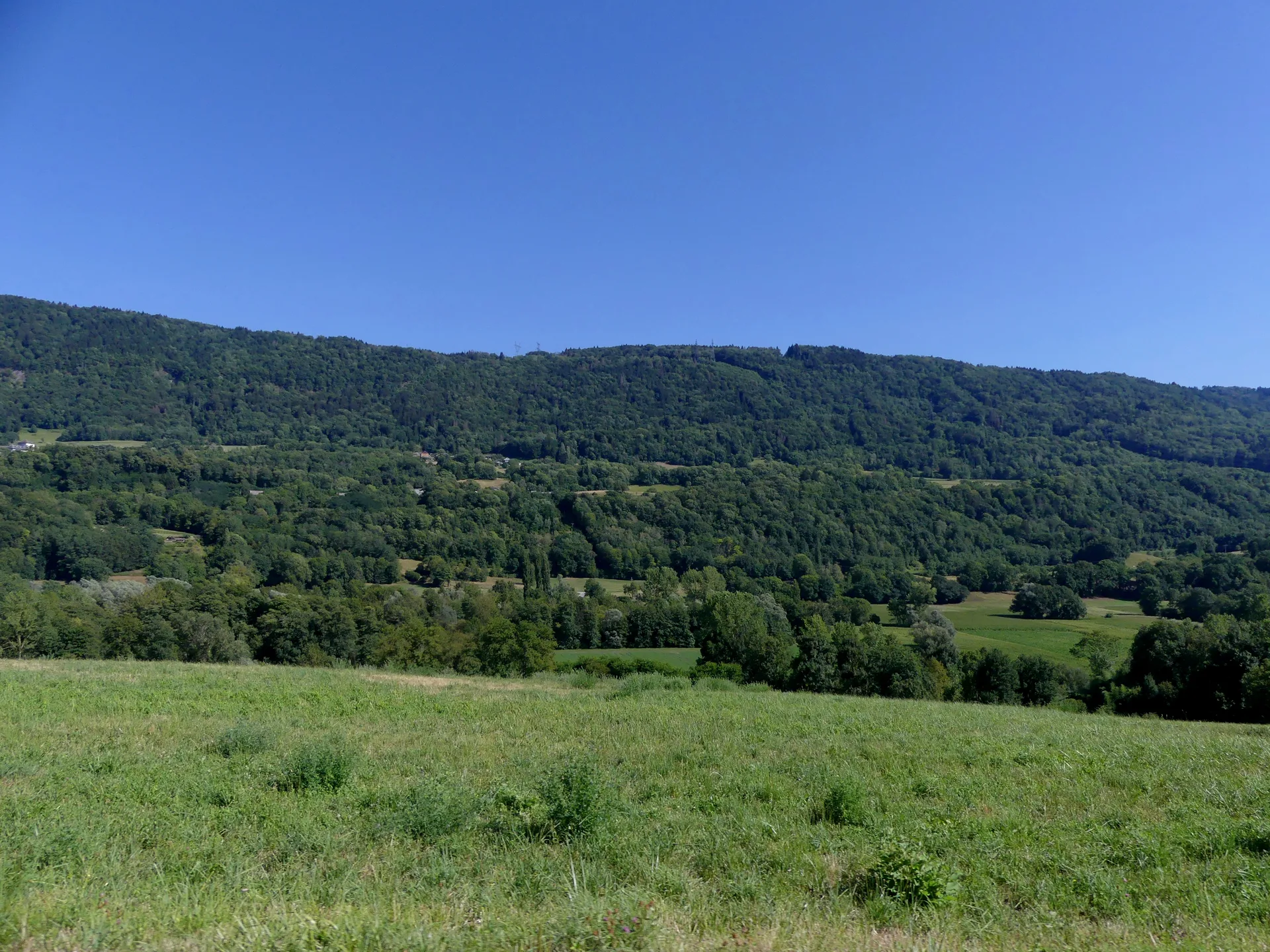 Lac de Saint Helene à Sainte-Hélène-du-Lac — À 976 m du lac