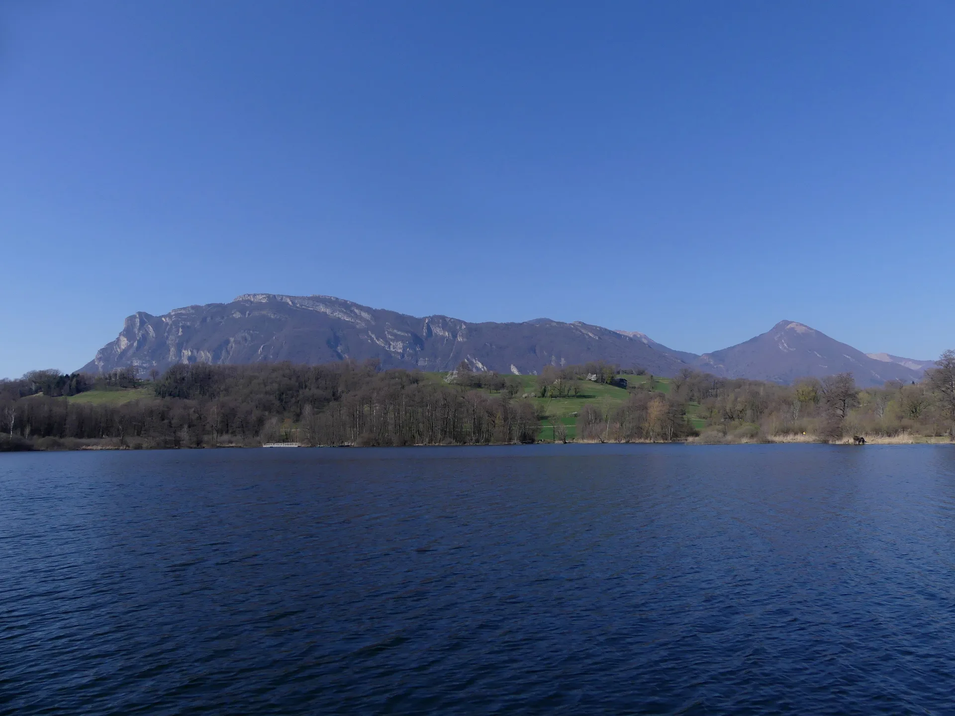 Lac de Saint Helene à Sainte-Hélène-du-Lac — À 386 m du lac
