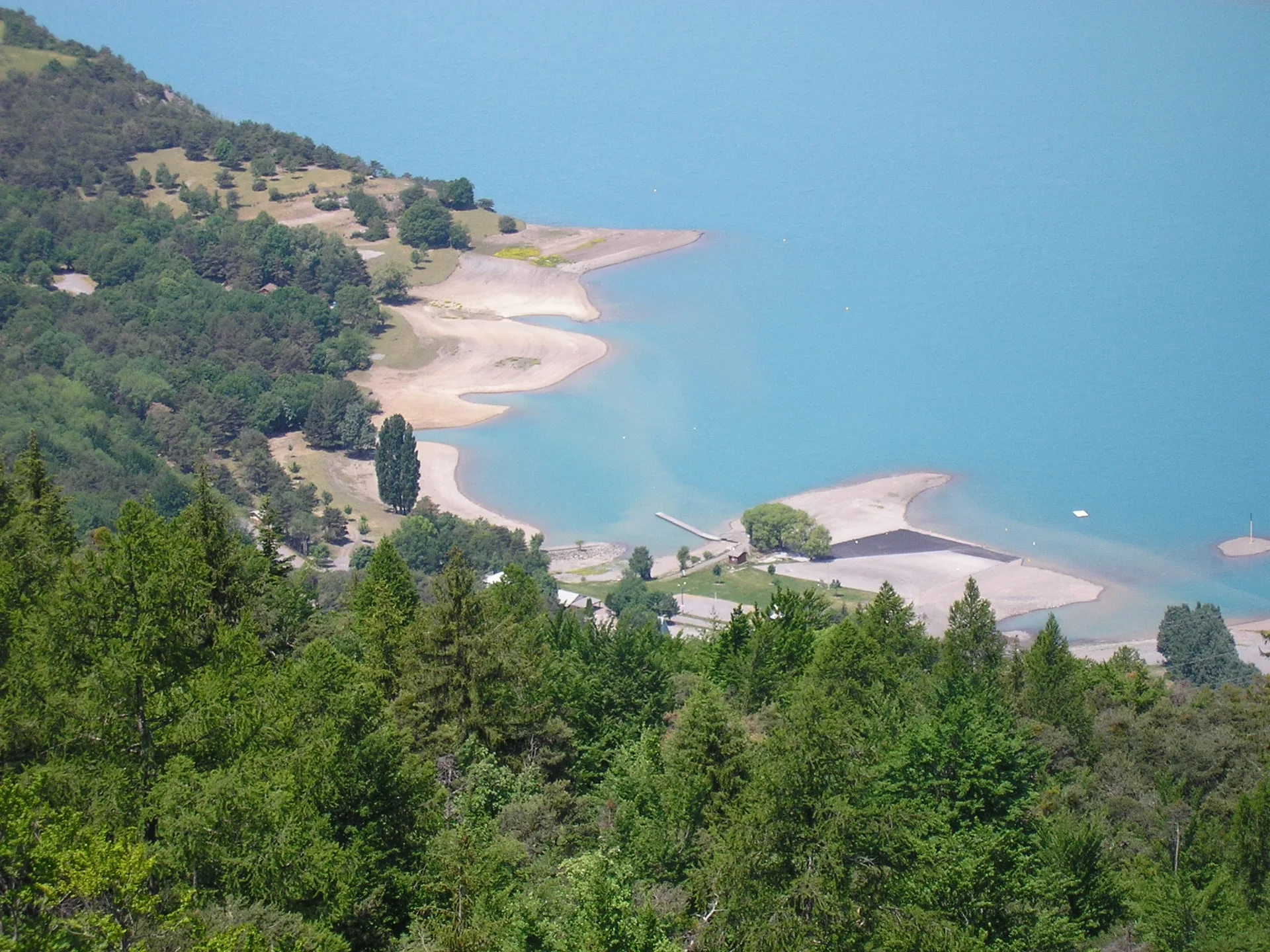 Lac de Saint Leger à Montclar — À 4,7 km du lac