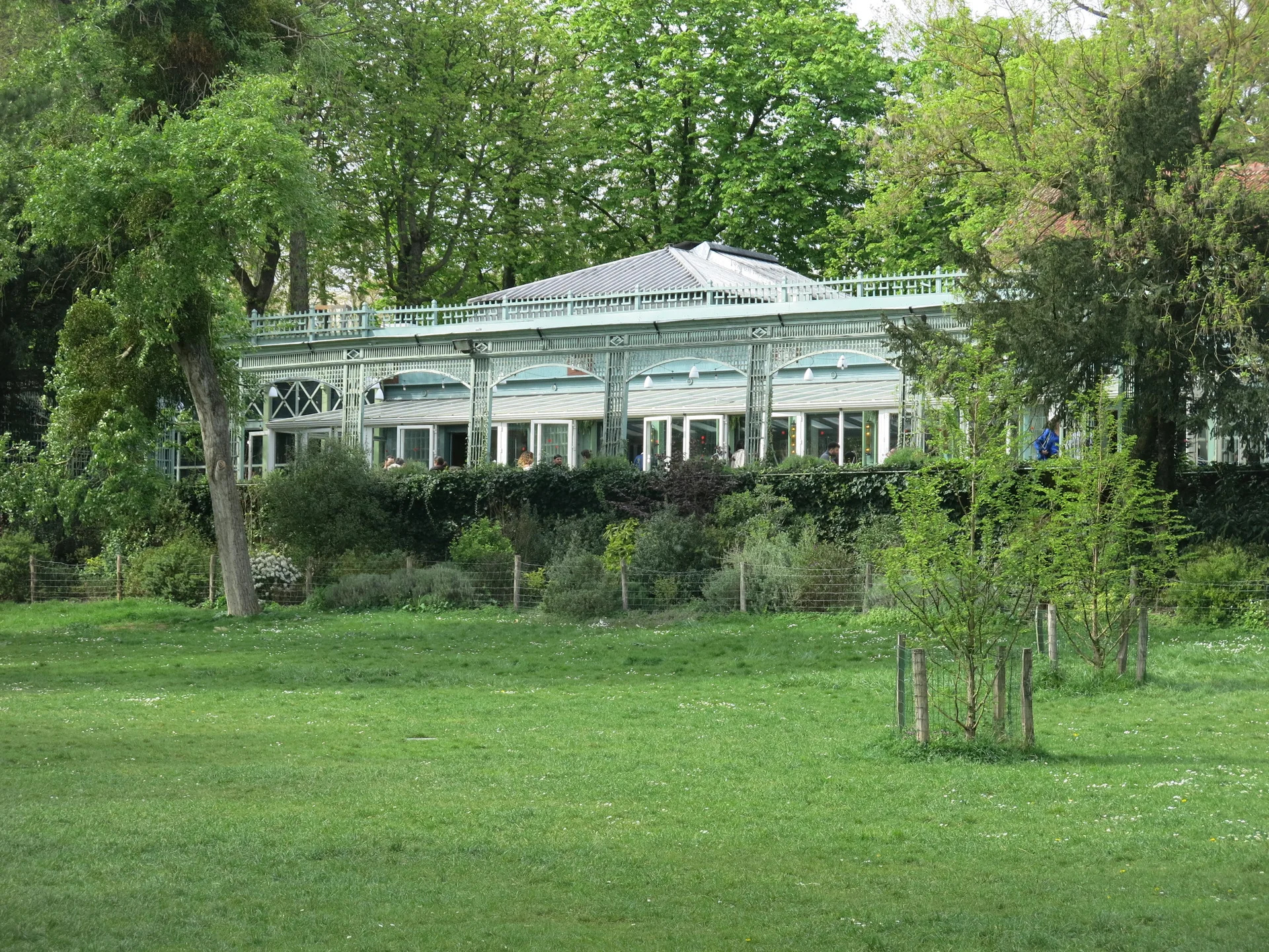 Lac de Saint-Mande à Paris — Sur le lac