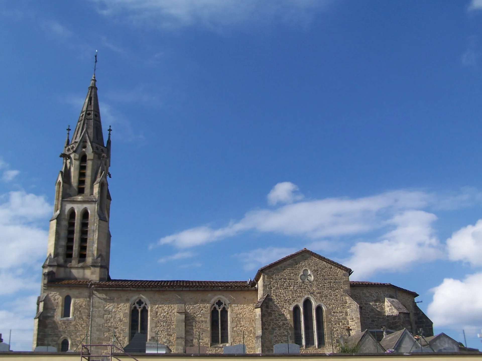 Lac de Sainte Bazeille à Beaupuy — À 1,7 km du lac