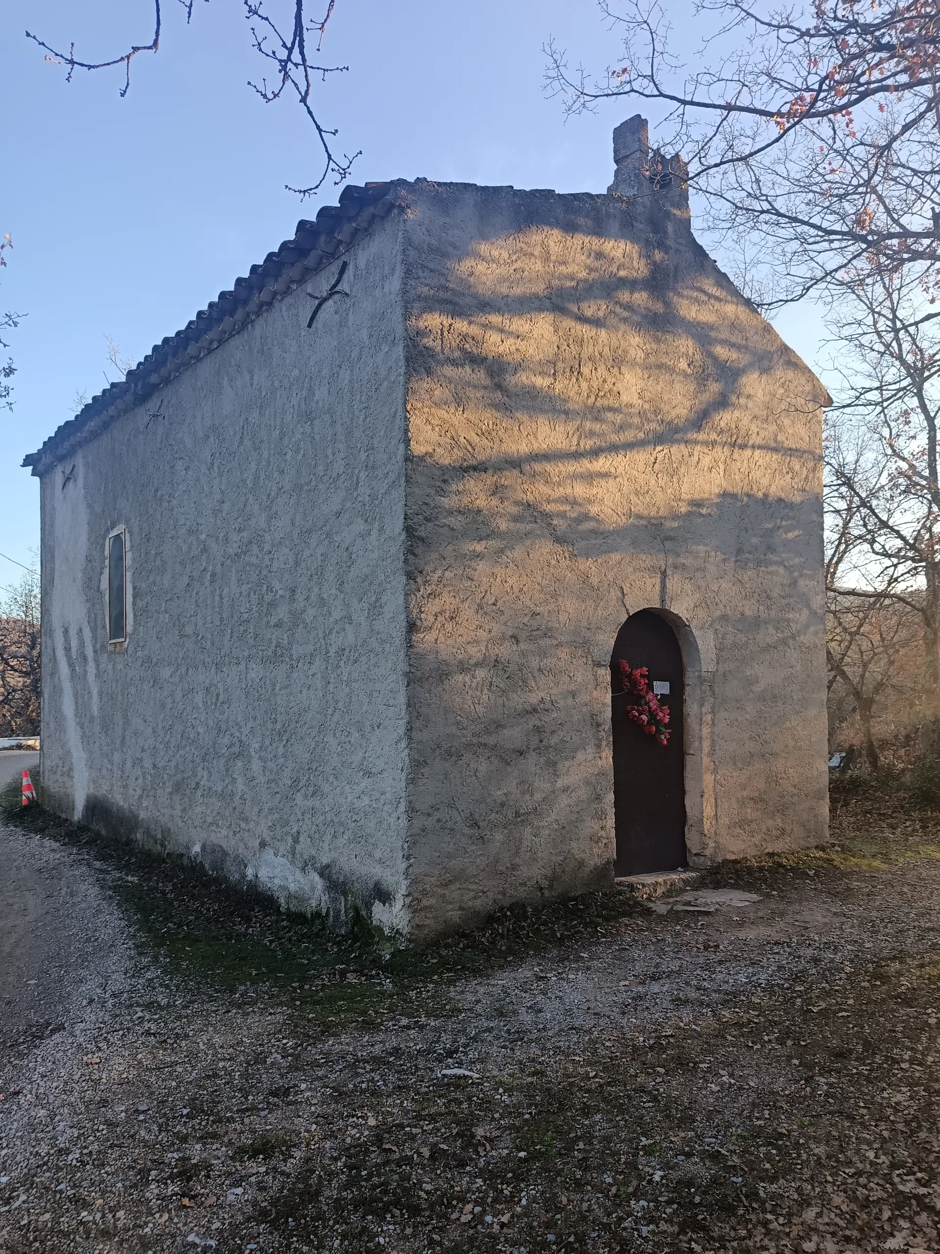 Lac de Sainte Croix du Verdon à Bauduen — À 940 m du lac