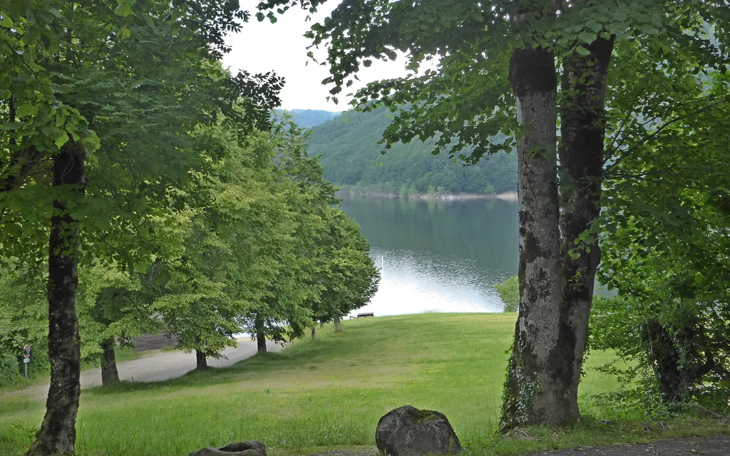 Lac de Sarrans, Thérondels