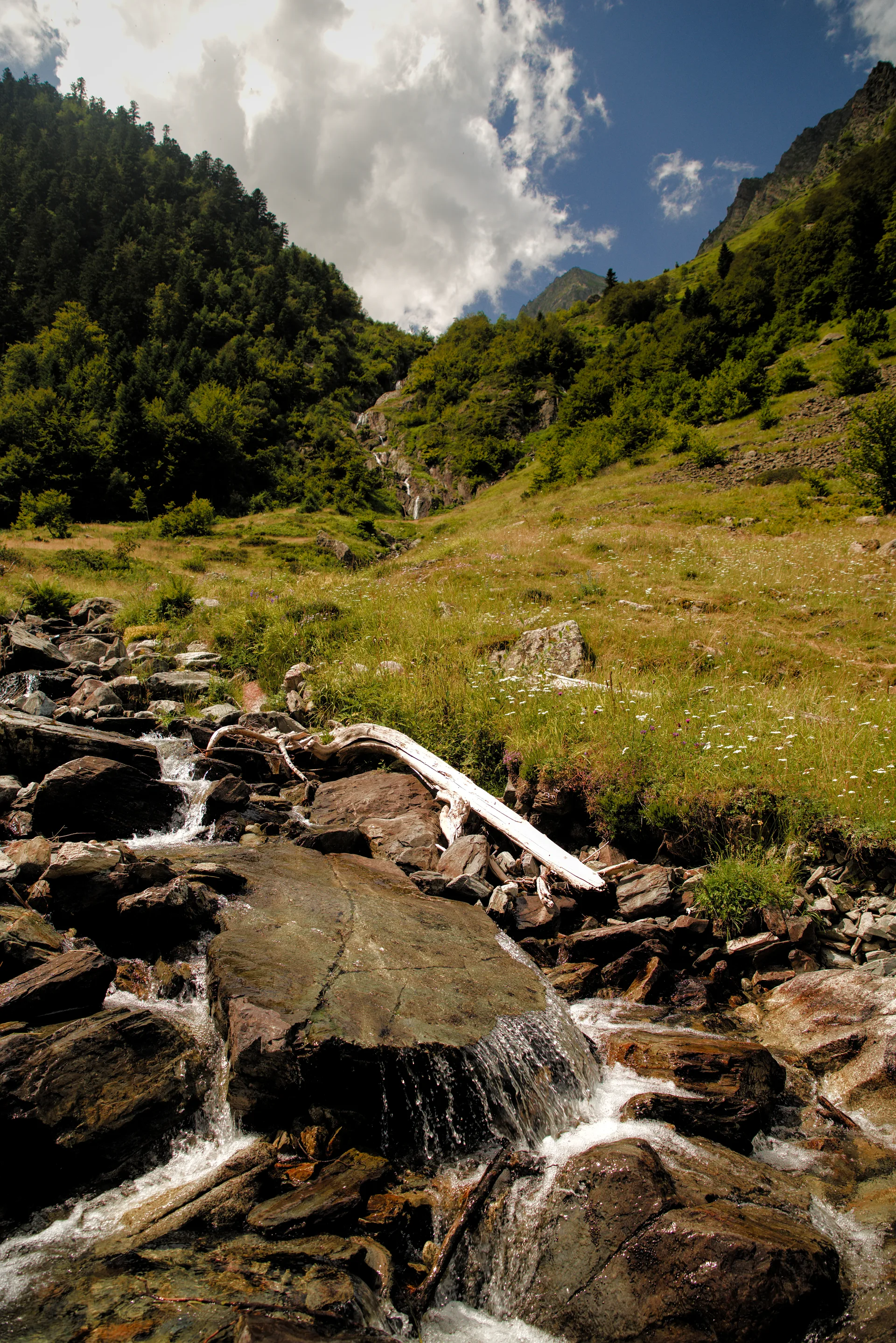 Lac de Suyen à Arrens-Marsous — À 3,4 km du lac