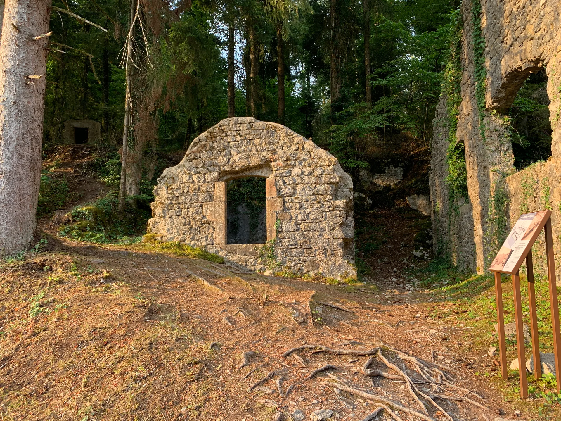 Lac de Sylan à Le Poizat-Lalleyriat — Sur le lac