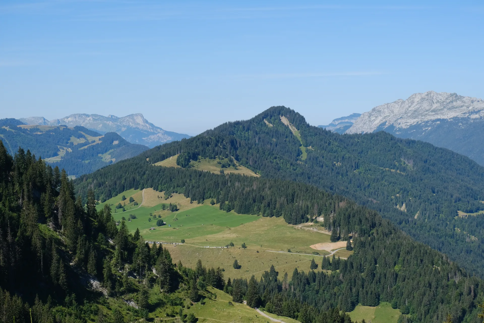 Lac de Tardevant à La Clusaz — À 1,0 km du lac