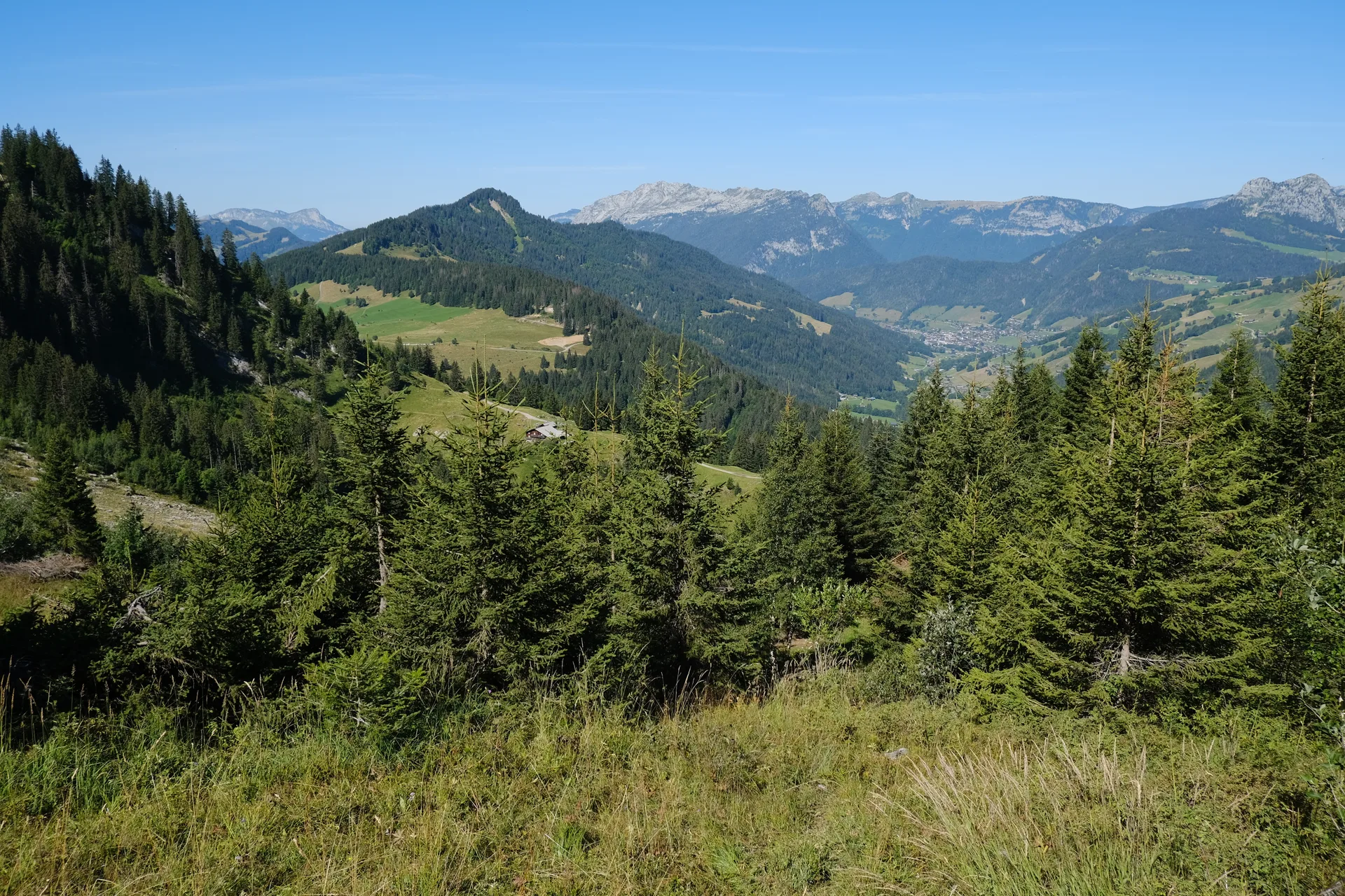 Lac de Tardevant à La Clusaz — À 1,2 km du lac