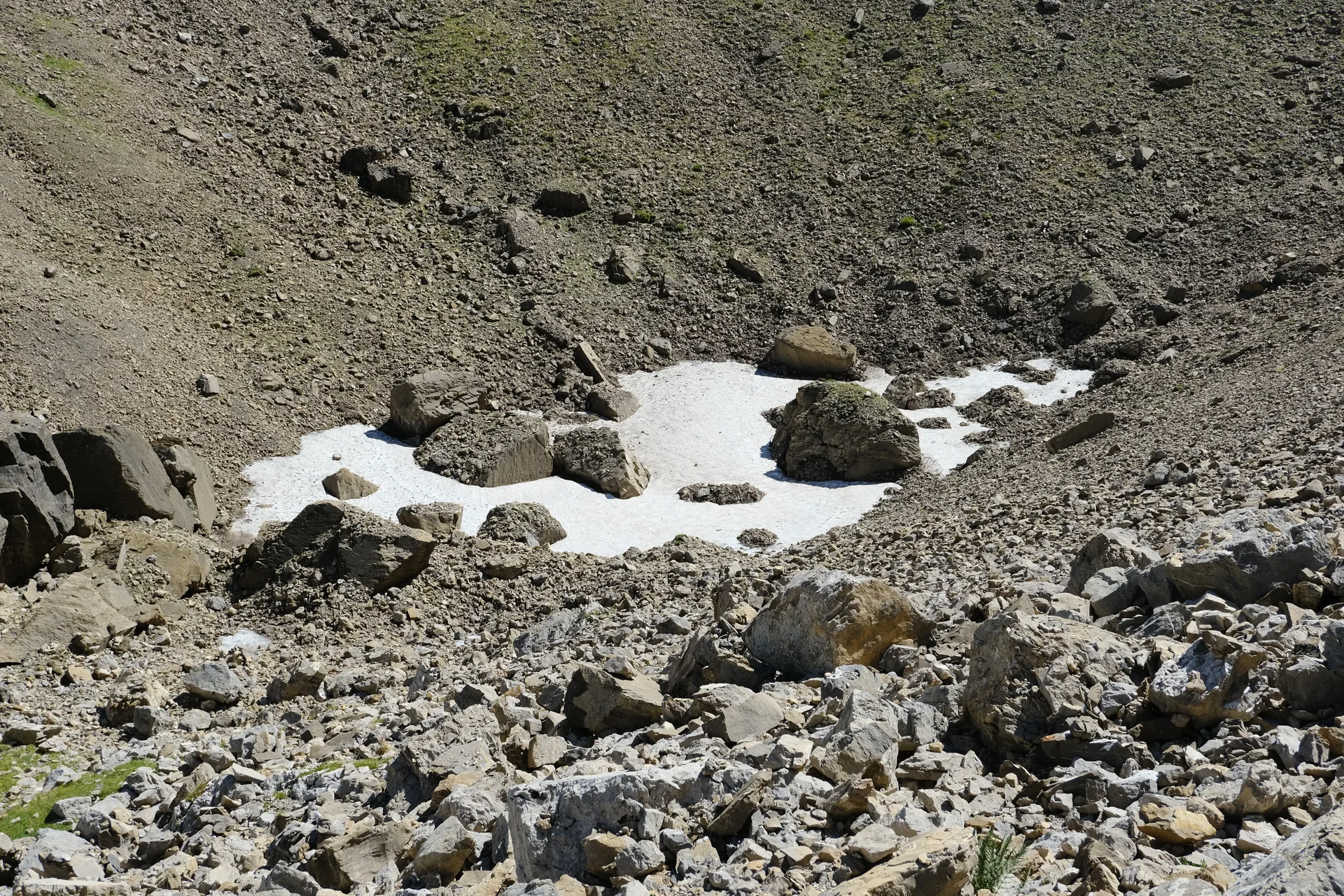 Lac de Tardevant à La Clusaz — À 976 m du lac