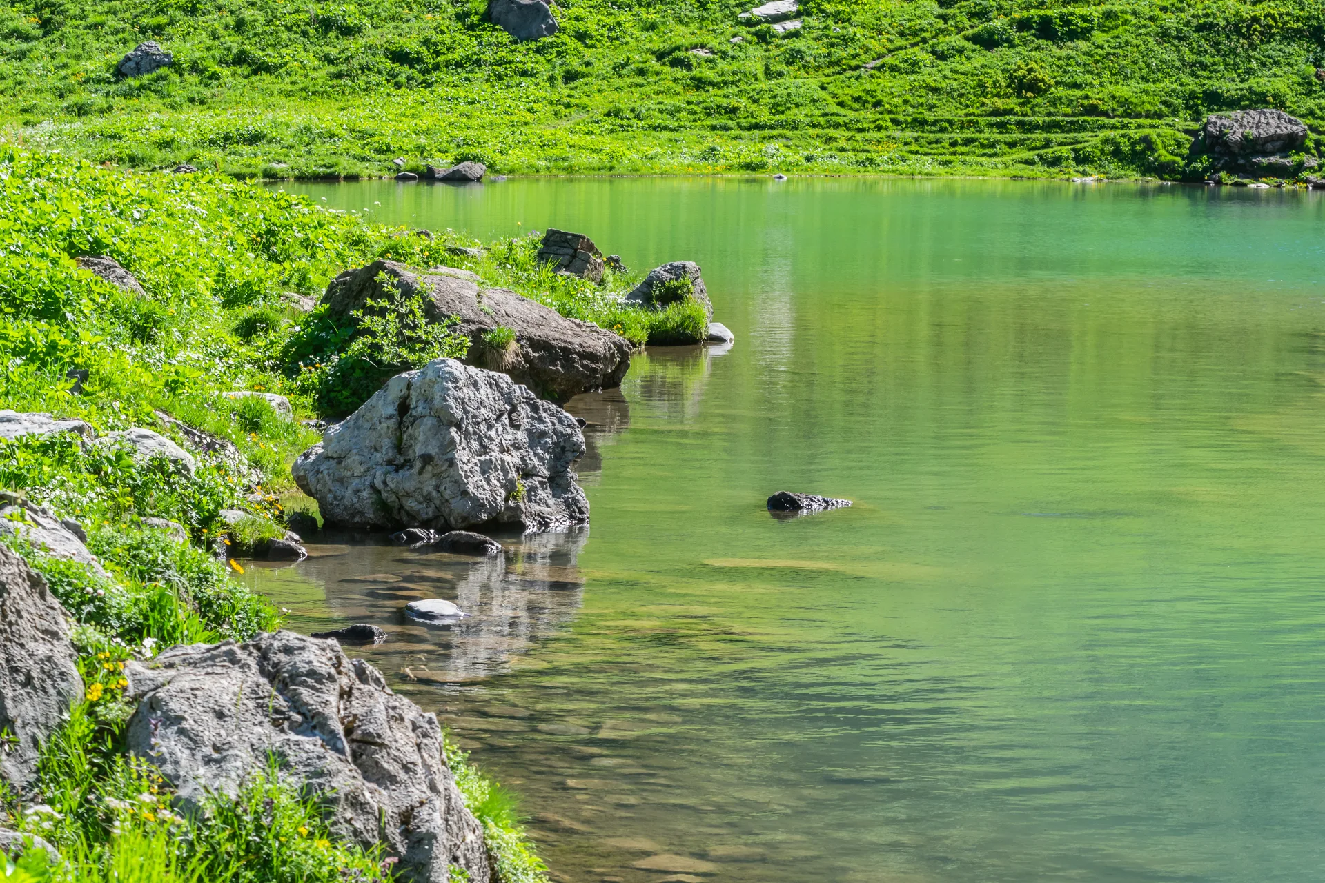 Lac de Tavaneuse à Abondance — Sur le lac
