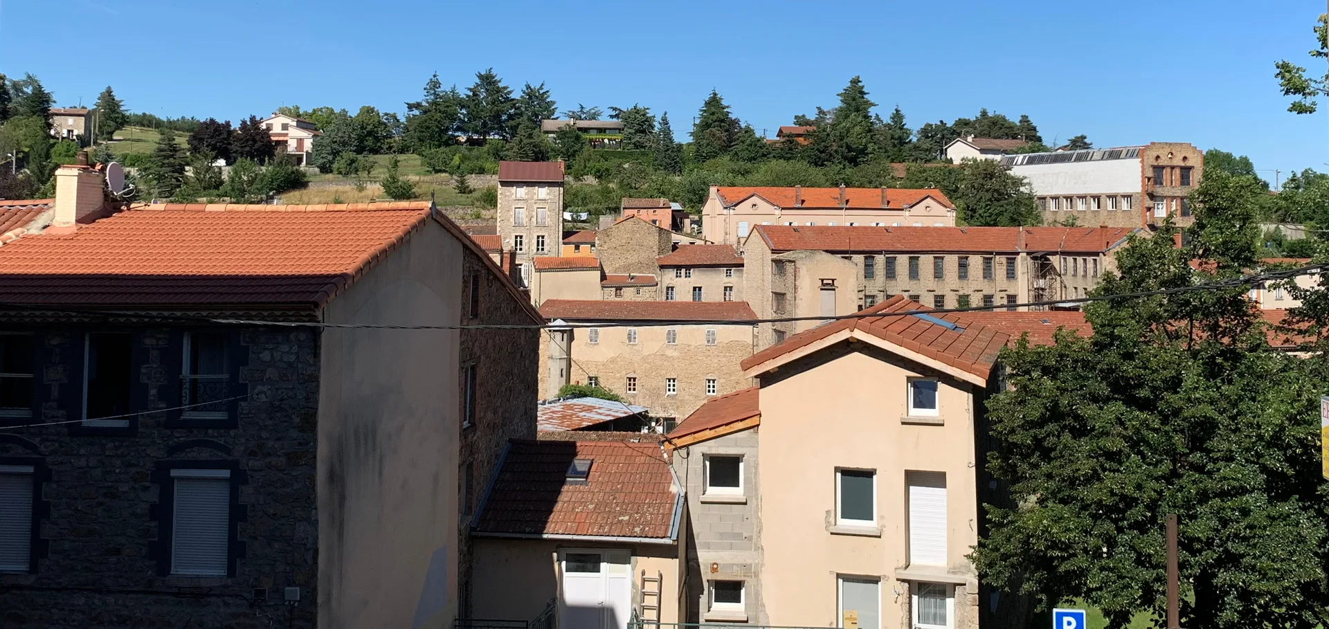 Lac de Ternay à Savas — À 3,0 km du lac