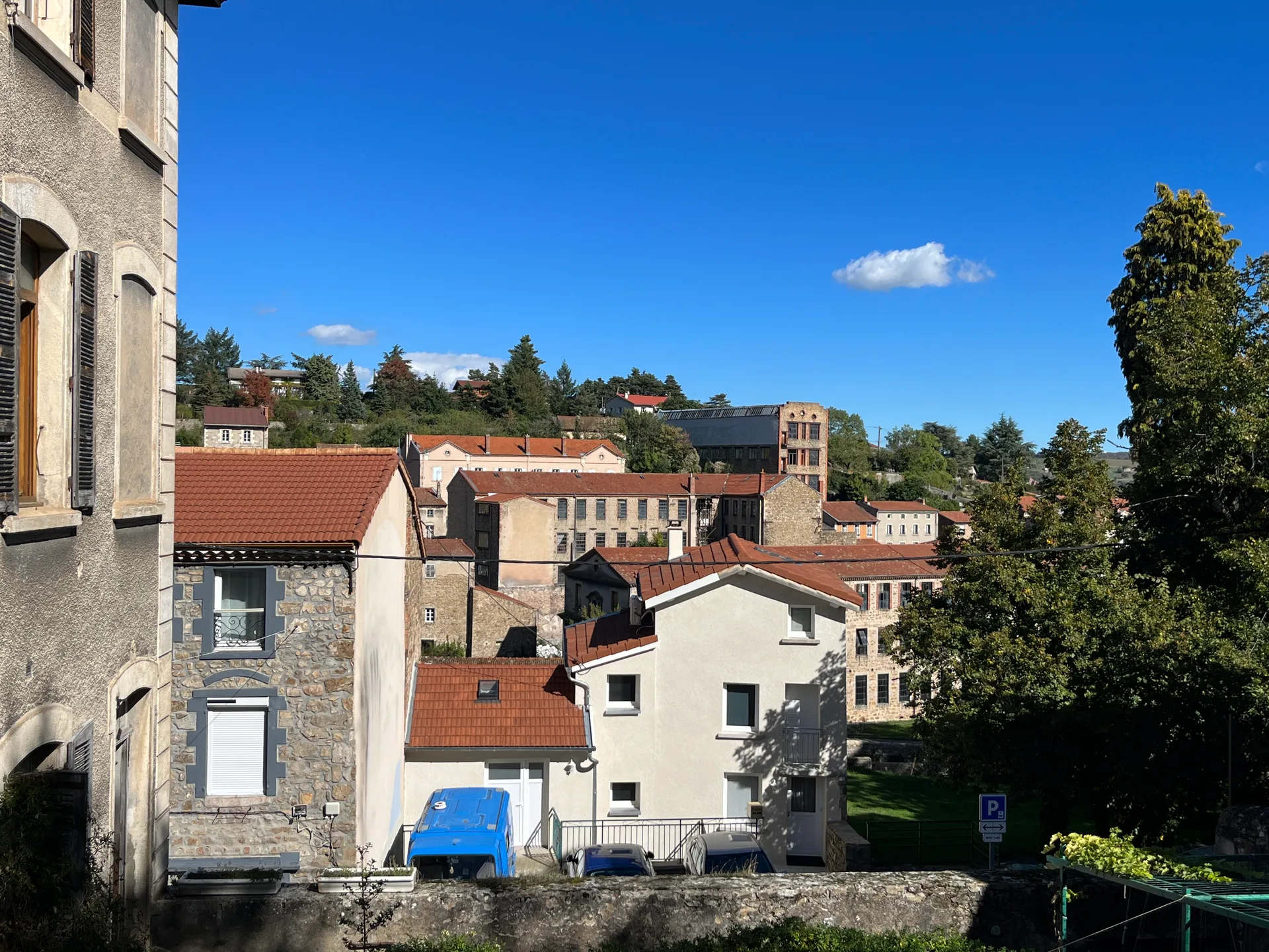 Lac de Ternay à Savas — À 3,0 km du lac