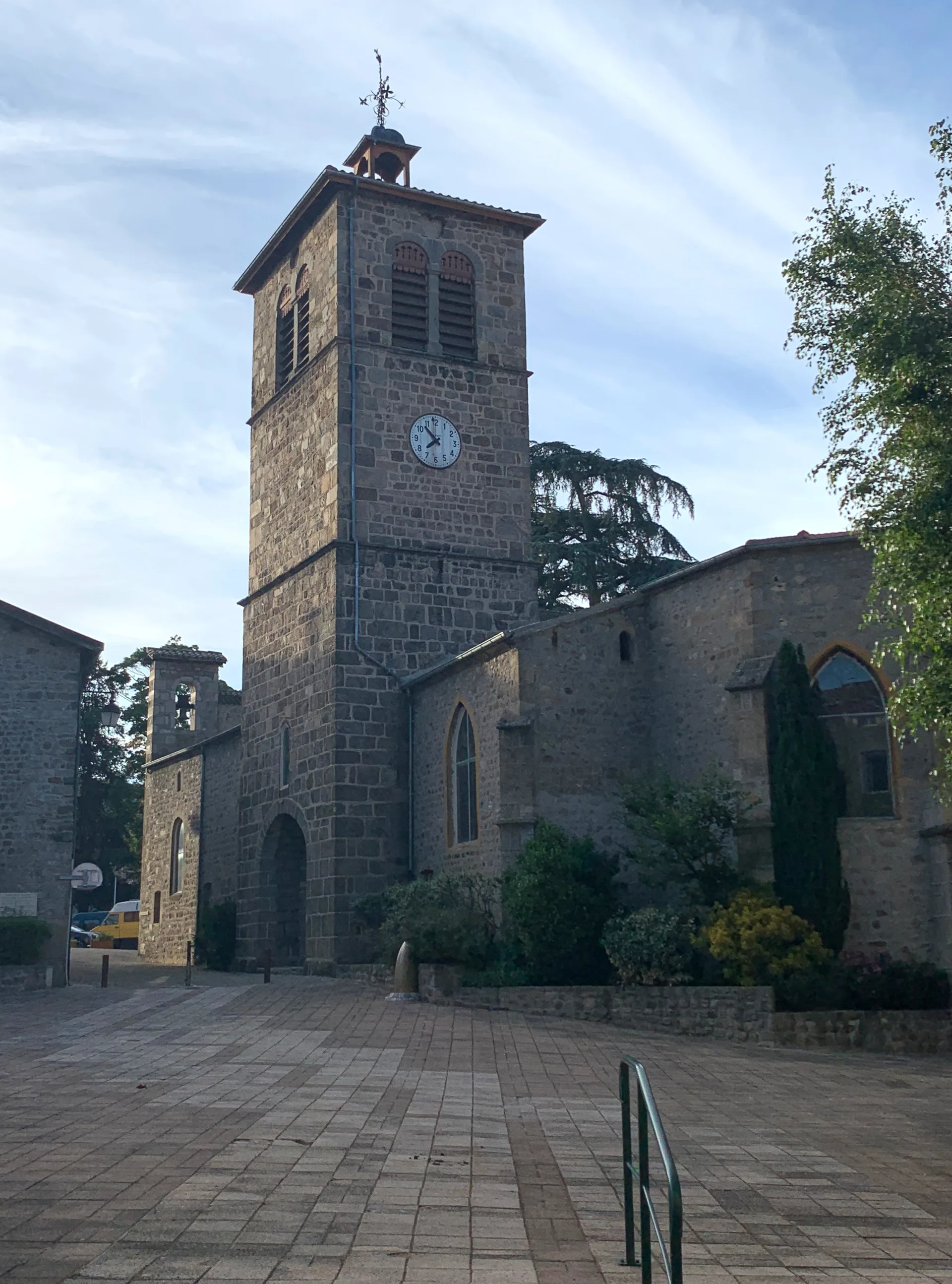 Lac de Ternay à Savas — À 3,0 km du lac