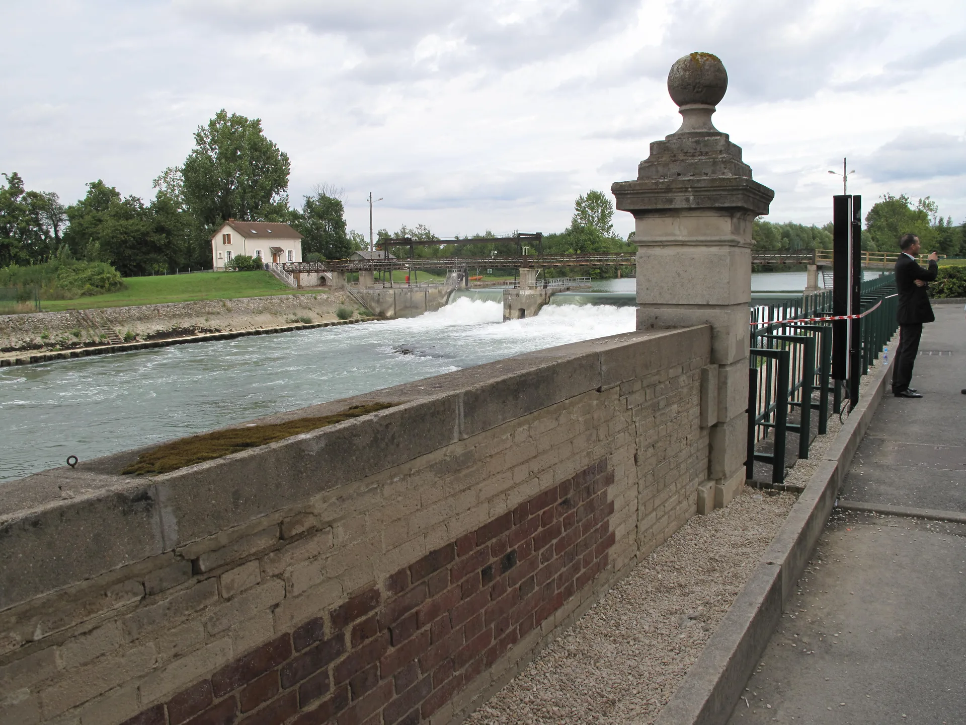 Lac de Vaires à Vaires-sur-Marne — À 255 m du lac