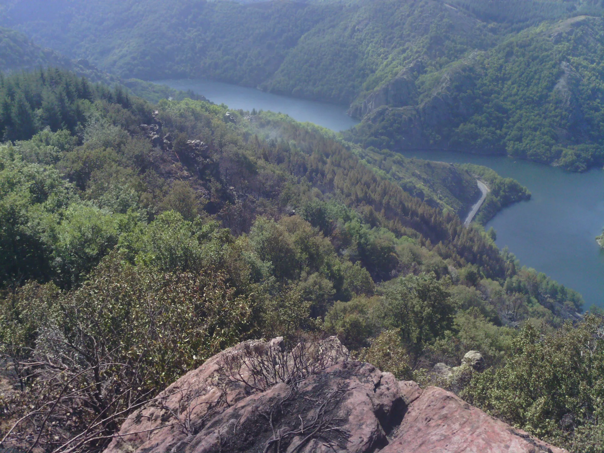 Lac de Villefort à Villefort — À 2,4 km du lac