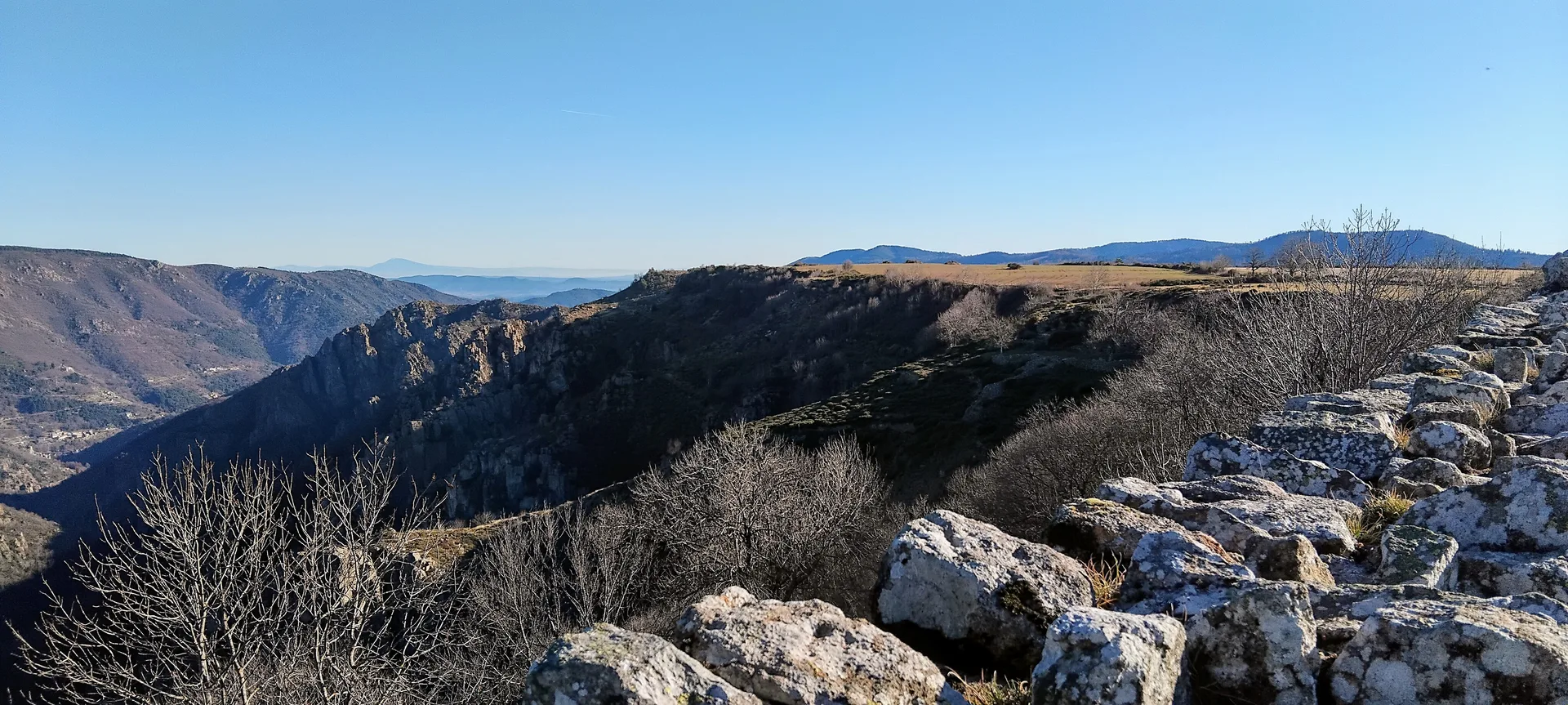 Lac de Villefort à Villefort — À 3,2 km du lac