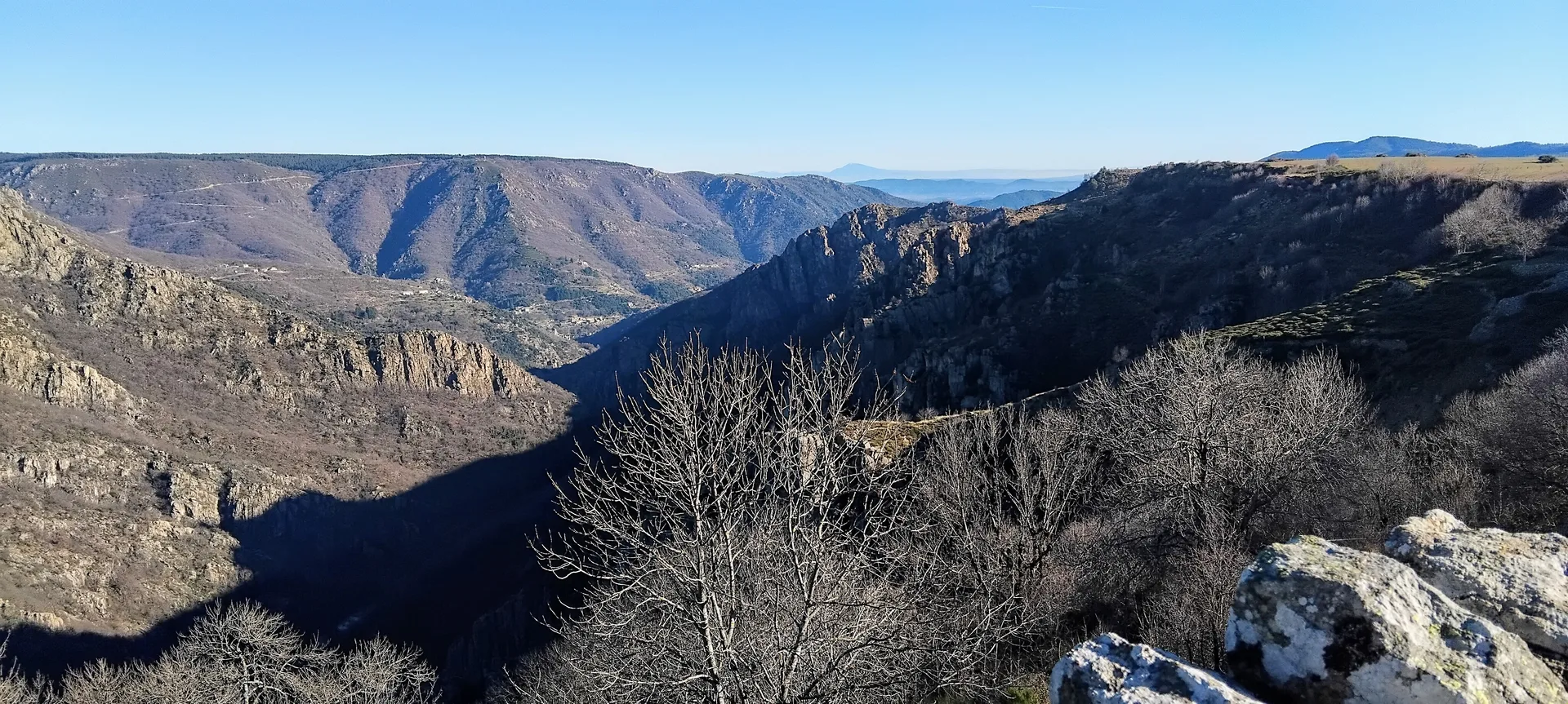 Lac de Villefort à Villefort — À 3,2 km du lac