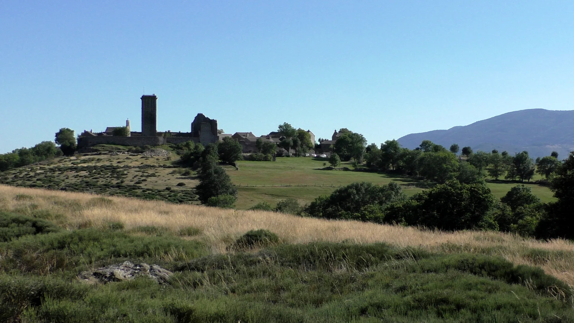 Lac de Villefort à Villefort — À 3,8 km du lac