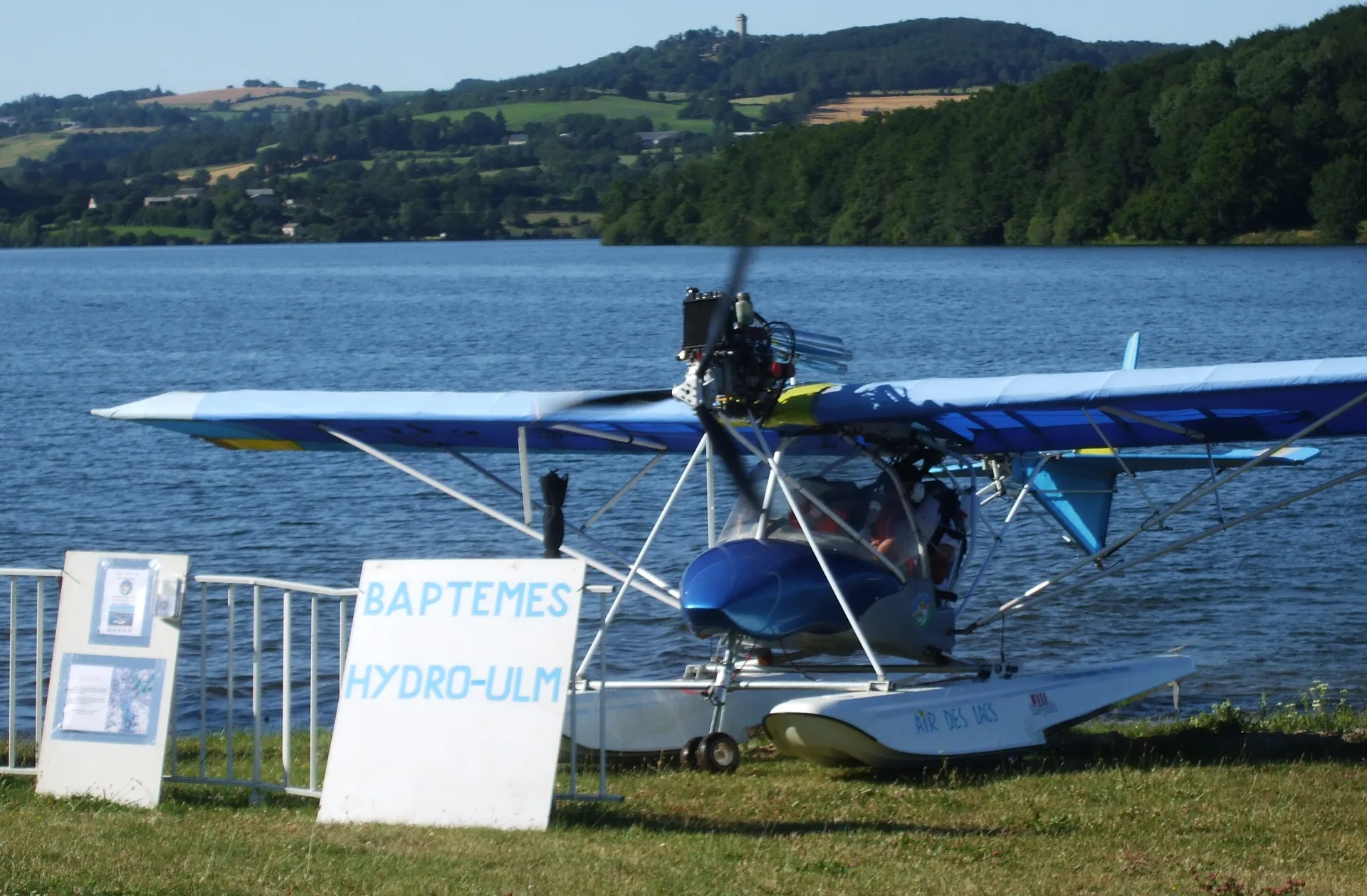 Lac de Villefranche de Panat à Villefranche-de-Panat — Sur le lac