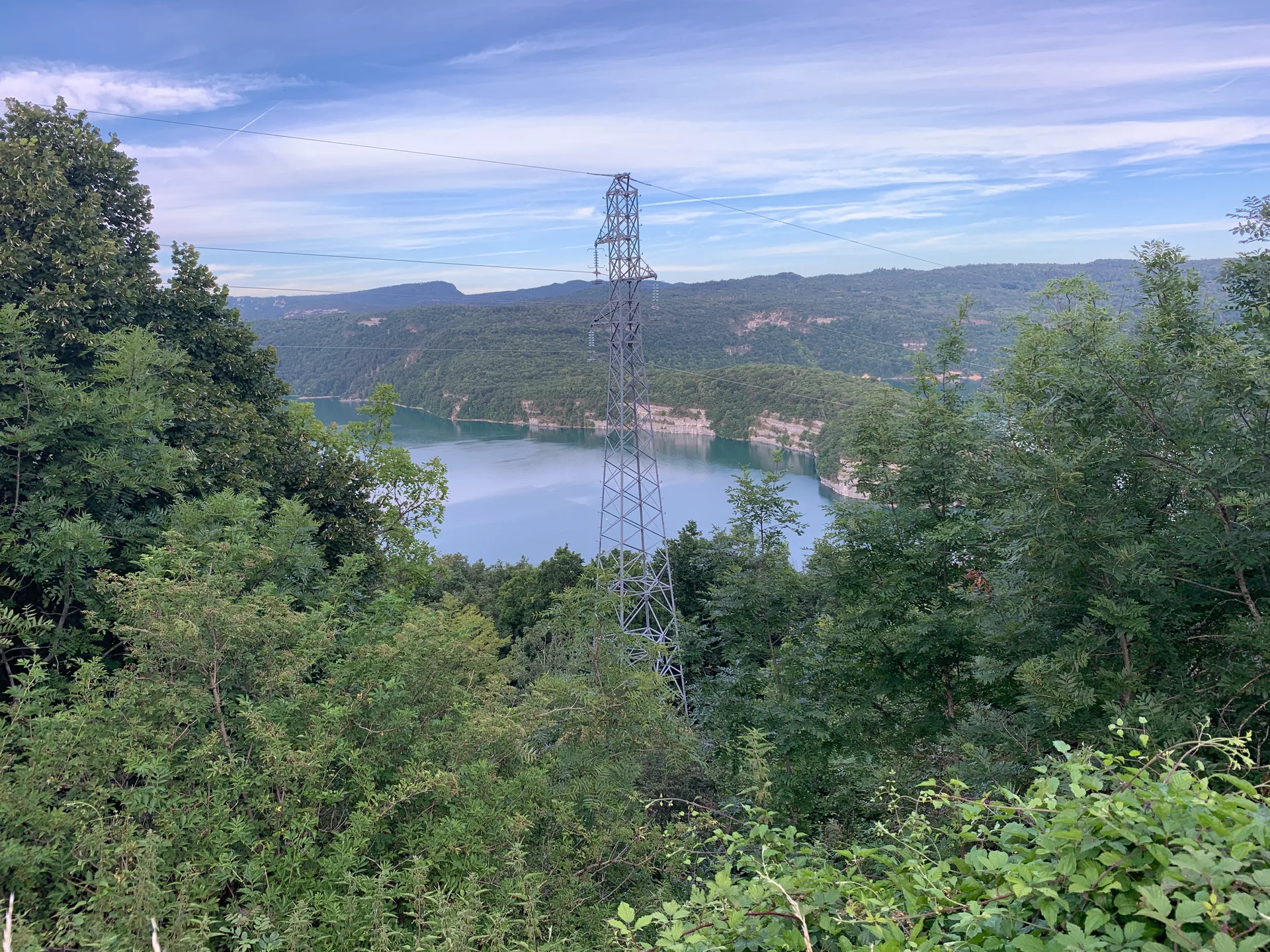 lac de Viremont à Valzin en Petite Montagne — À 1,8 km du lac